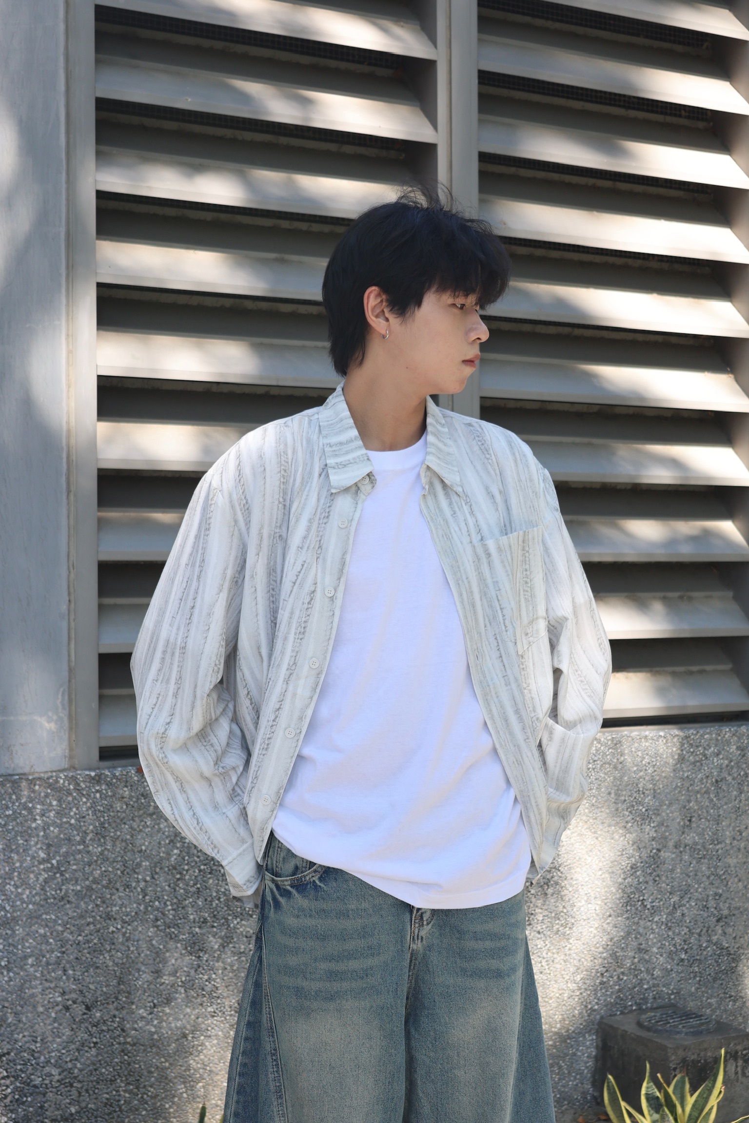 （現貨）售完不補 LT001 日系 不規則刷紋感 左胸口袋 長袖襯衫