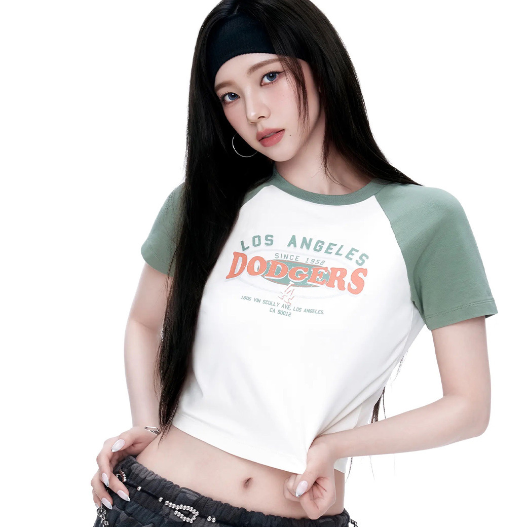 <<KARINA同款!!!>> MLB  Varsity 洛杉磯道奇/紐約洋基/波士頓紅襪 微短版 短袖 三色 (女款)