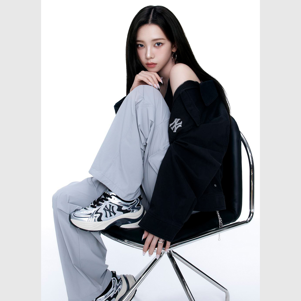 <> MLB CURVE RUNNER 紐約洋基隊 NY 復古 老爹鞋 千禧銀 (男/女款)