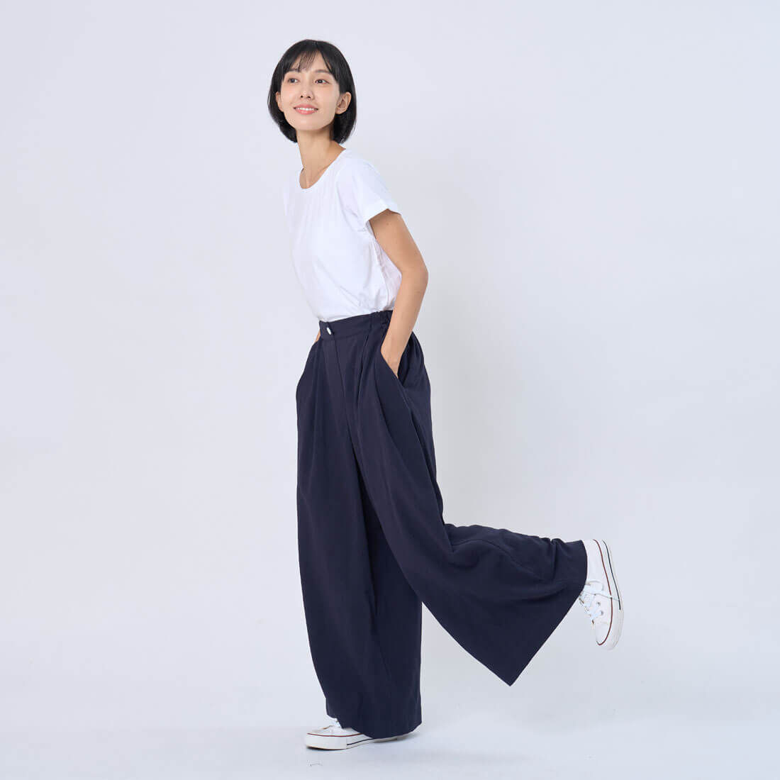 Ken棉麻後腰鬆緊打摺寬褲/深藍