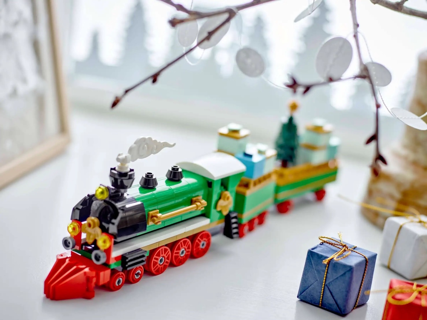 LEGO 40700 冬季假期列車 Winter Holiday Train