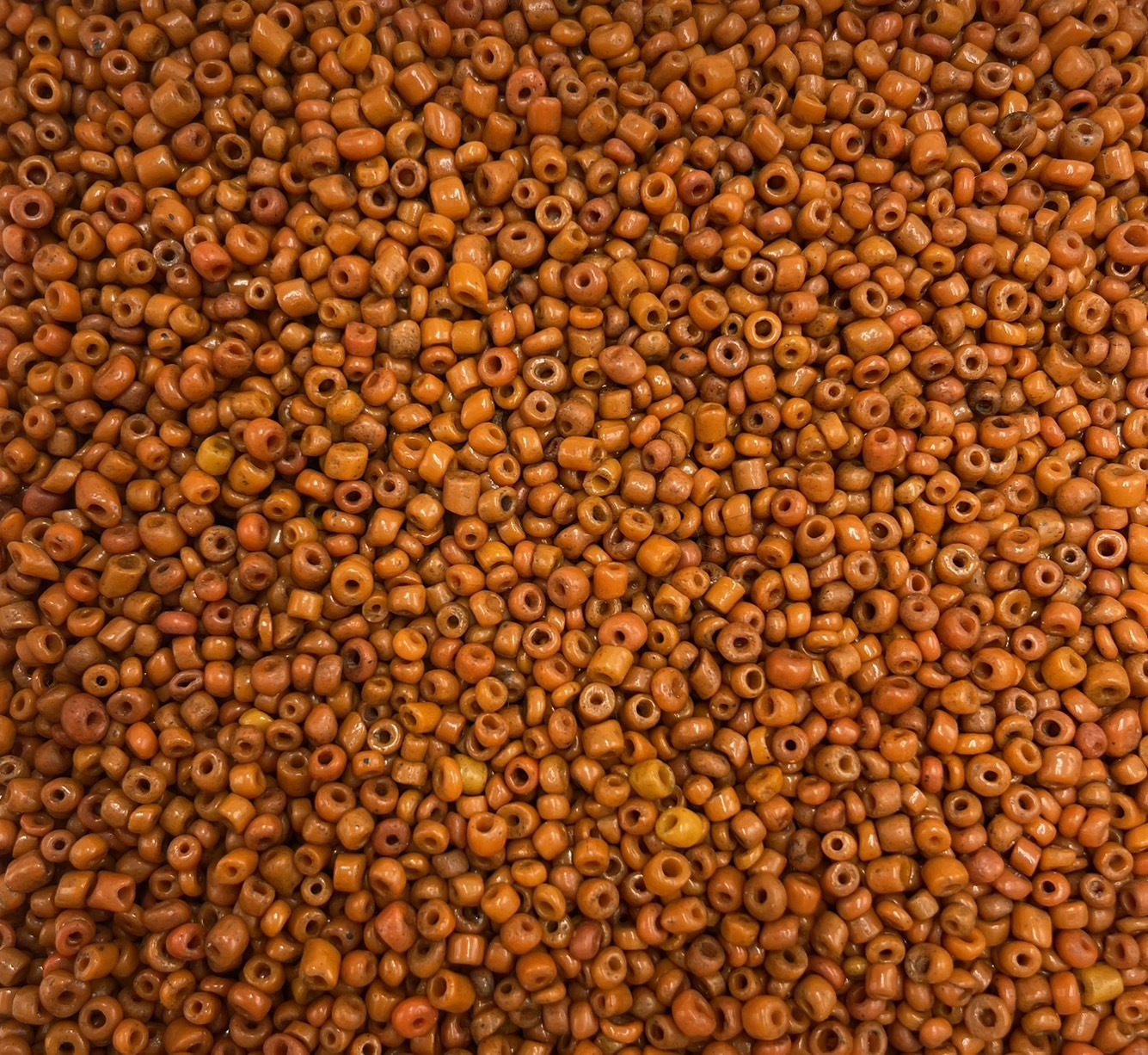 古-No.15橘紅繡珠3mm