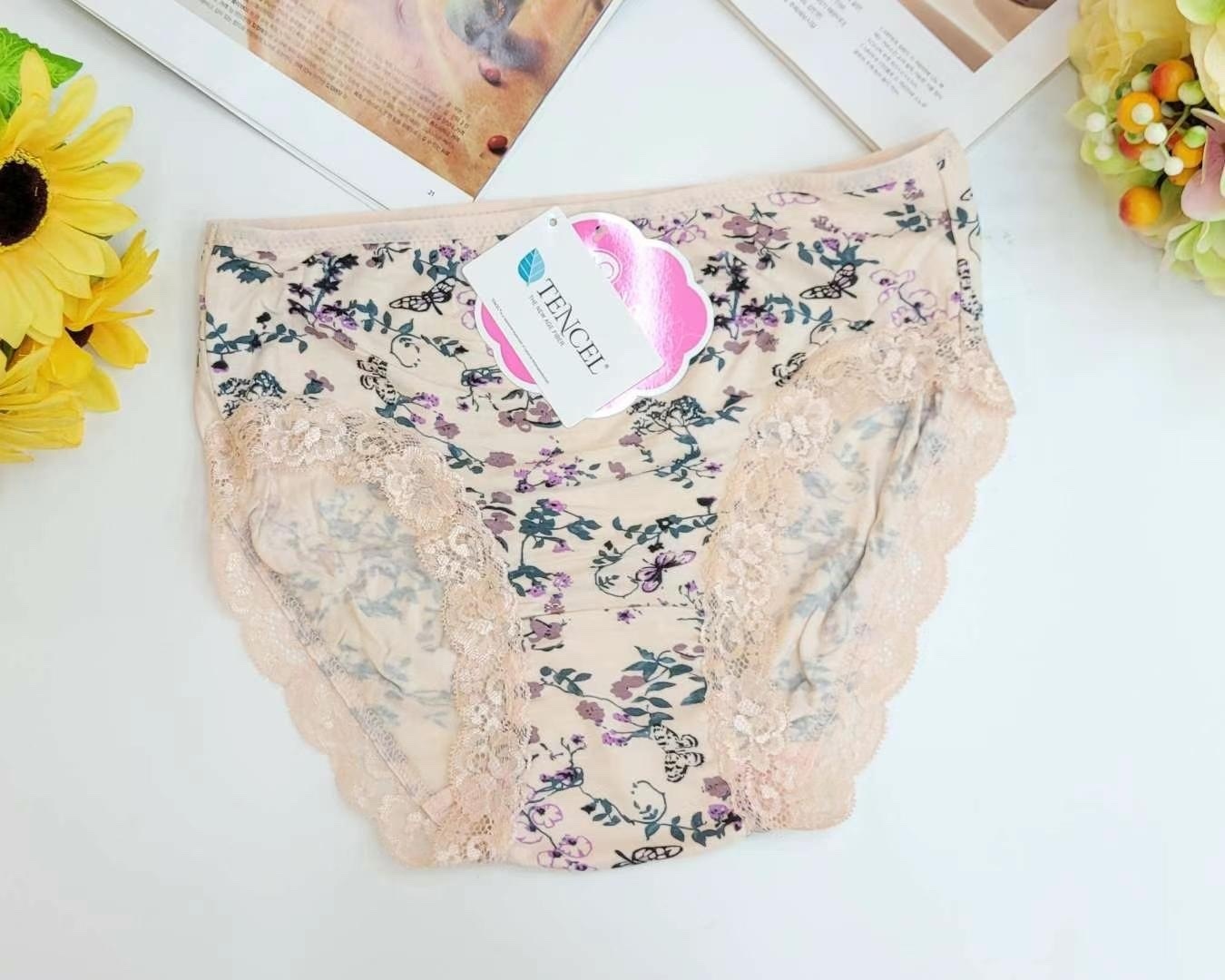 UR92 LACE邊花花內褲