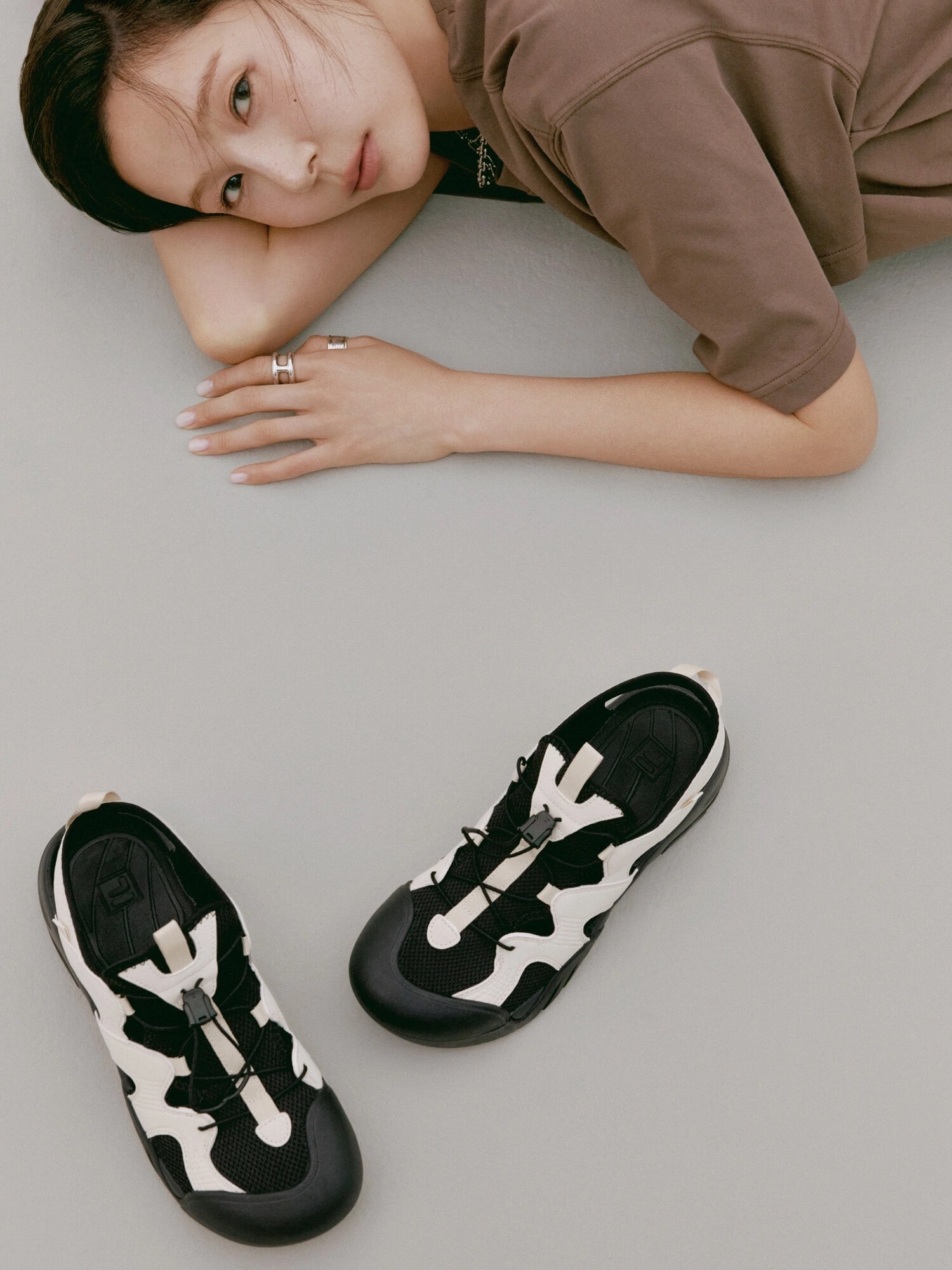 【FILA】Peito Sandal V2 Han So Hee Pick] Fila Peito Sandals V2 – SEOUL TERRACE