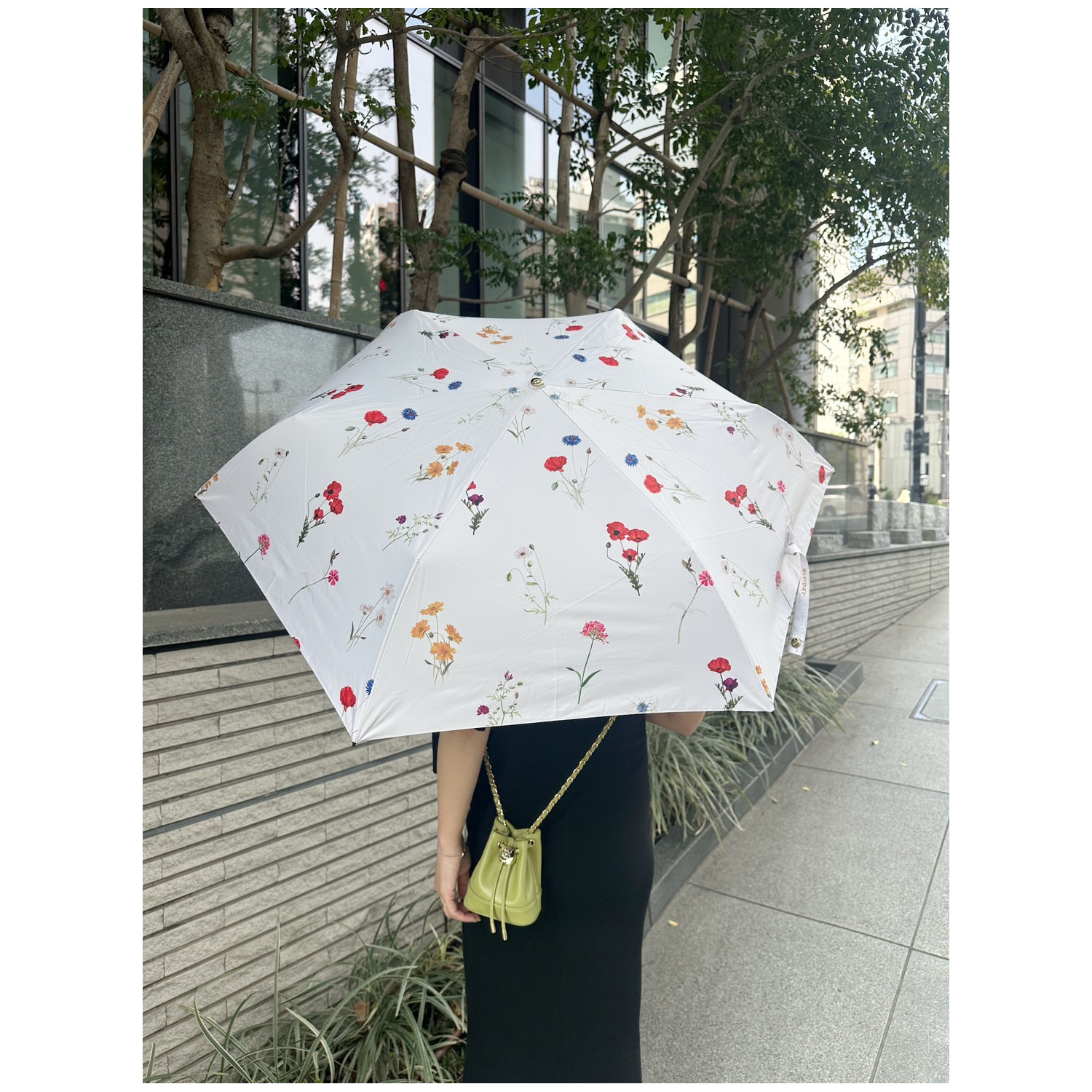 SNIDEL】【SNIDEL×PROTECT U】花卉原創圖案太陽傘(*防紫外線99