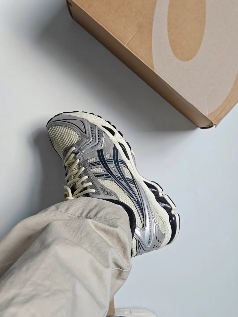 ASICS GEL-KAYANO 14 "OYSTER WHITE" 海鹽灰銀 仿舊 復古 金屬色 黃綠 奶油底 男女鞋 1203A537-250 / 預購