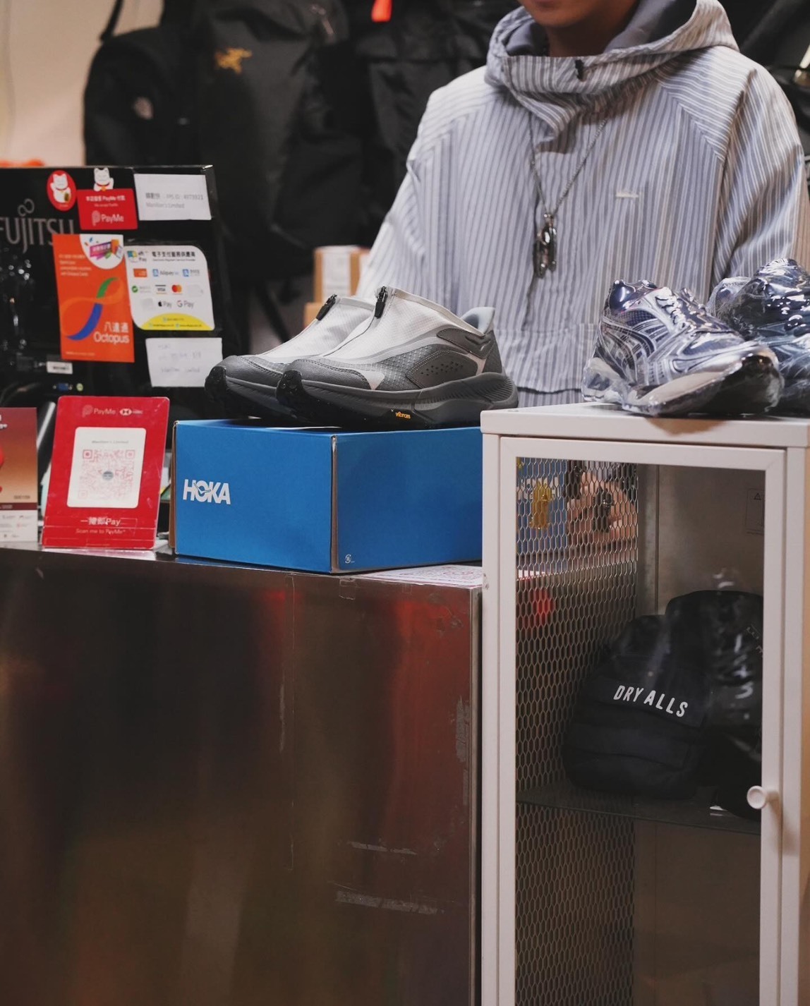 ONFIRESTORE_HKMENSHOES-商店介紹