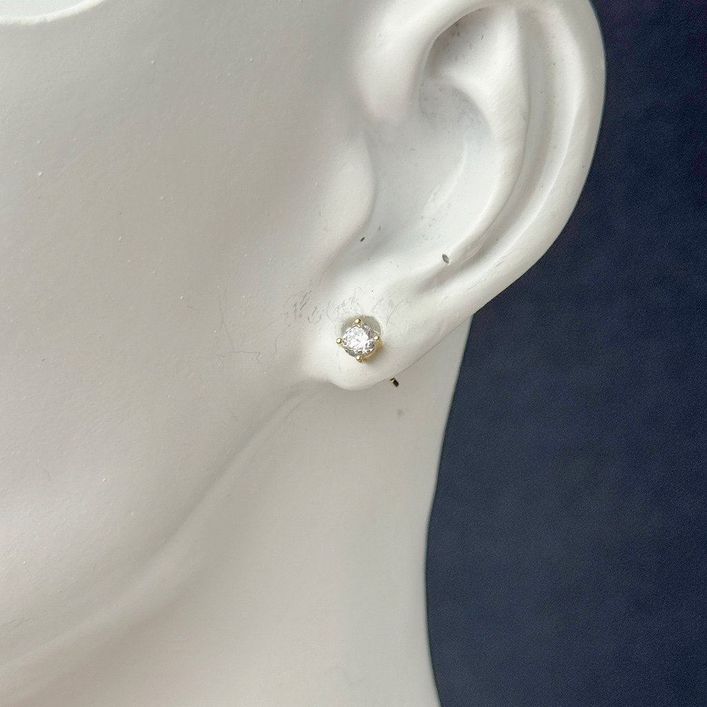 金色爪鑲小單鑽耳環