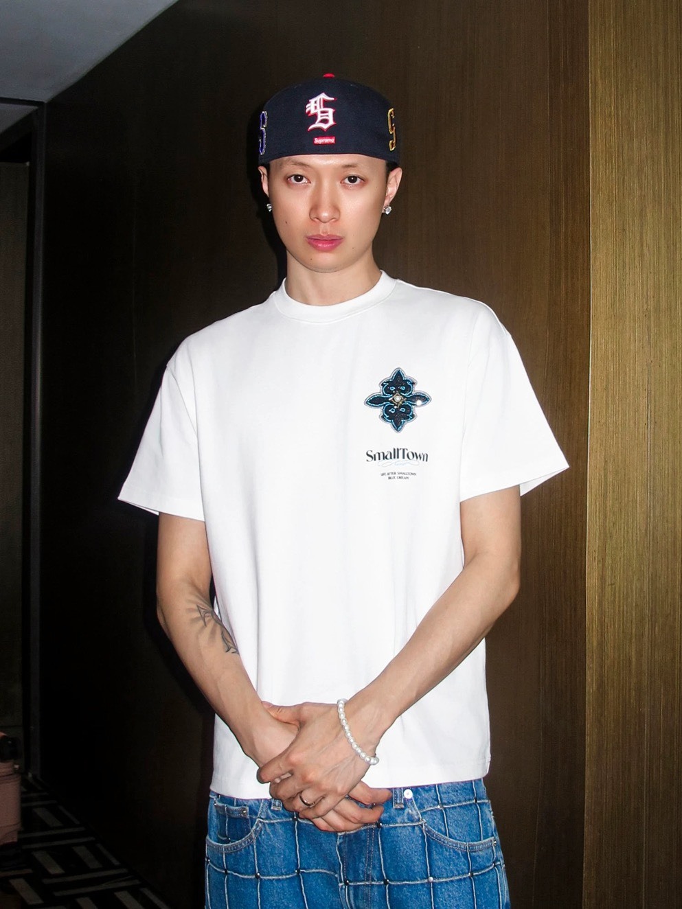 STK SmallTownKid  ASEN同款 珍珠亮片 十字花貼布 短袖 T