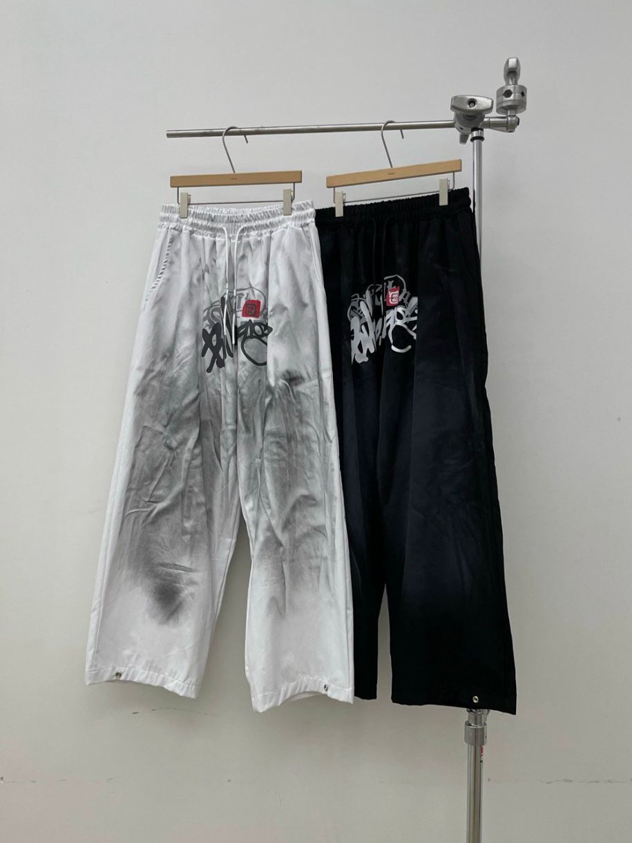 仿污英文字鬆身褲 EASY-074P