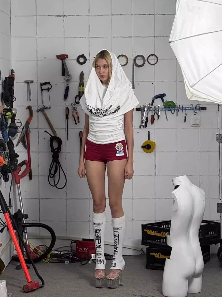 ROCKSTA GIRLS 街頭已死 披肩頭巾