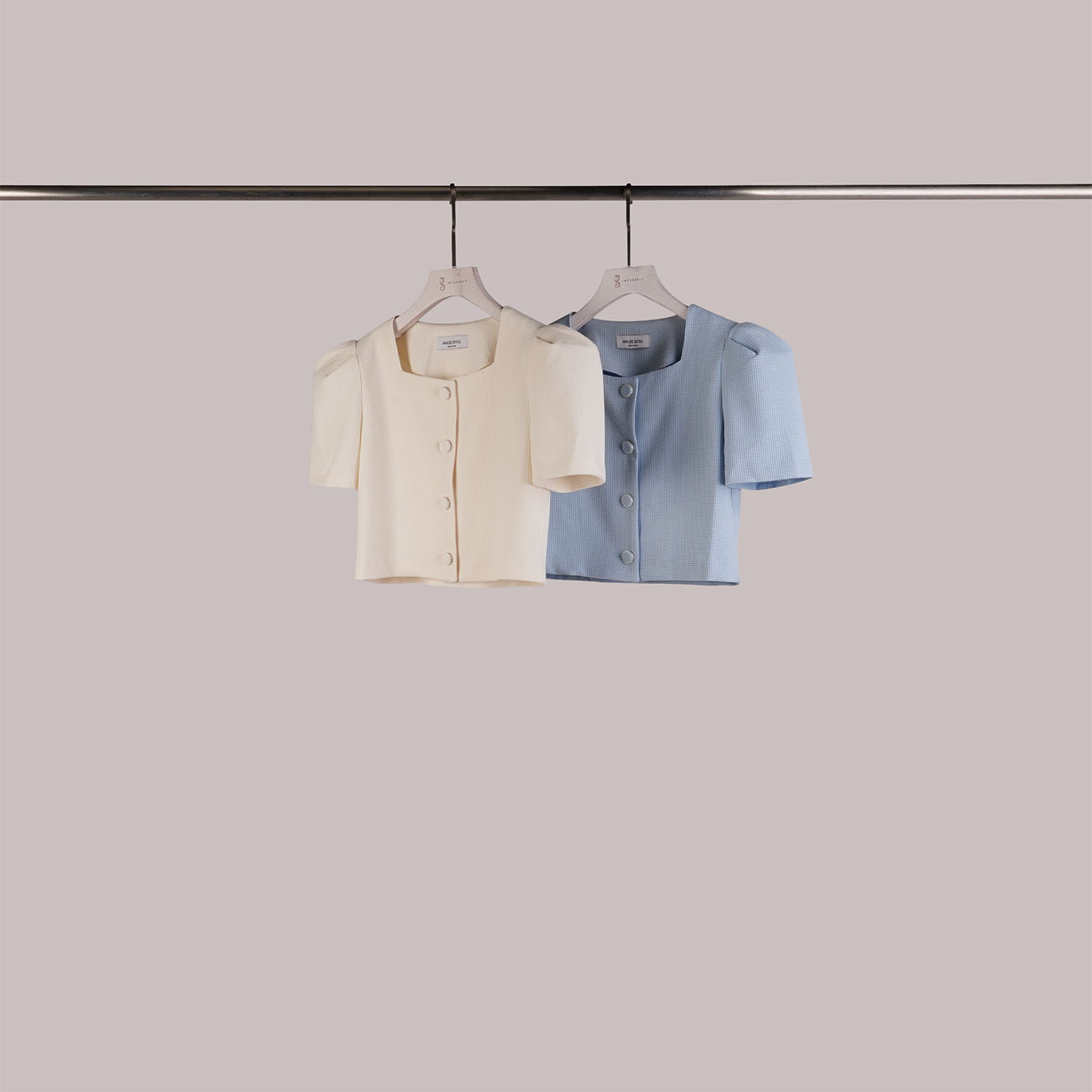 質感壓紋方領小香上衣 | 2色