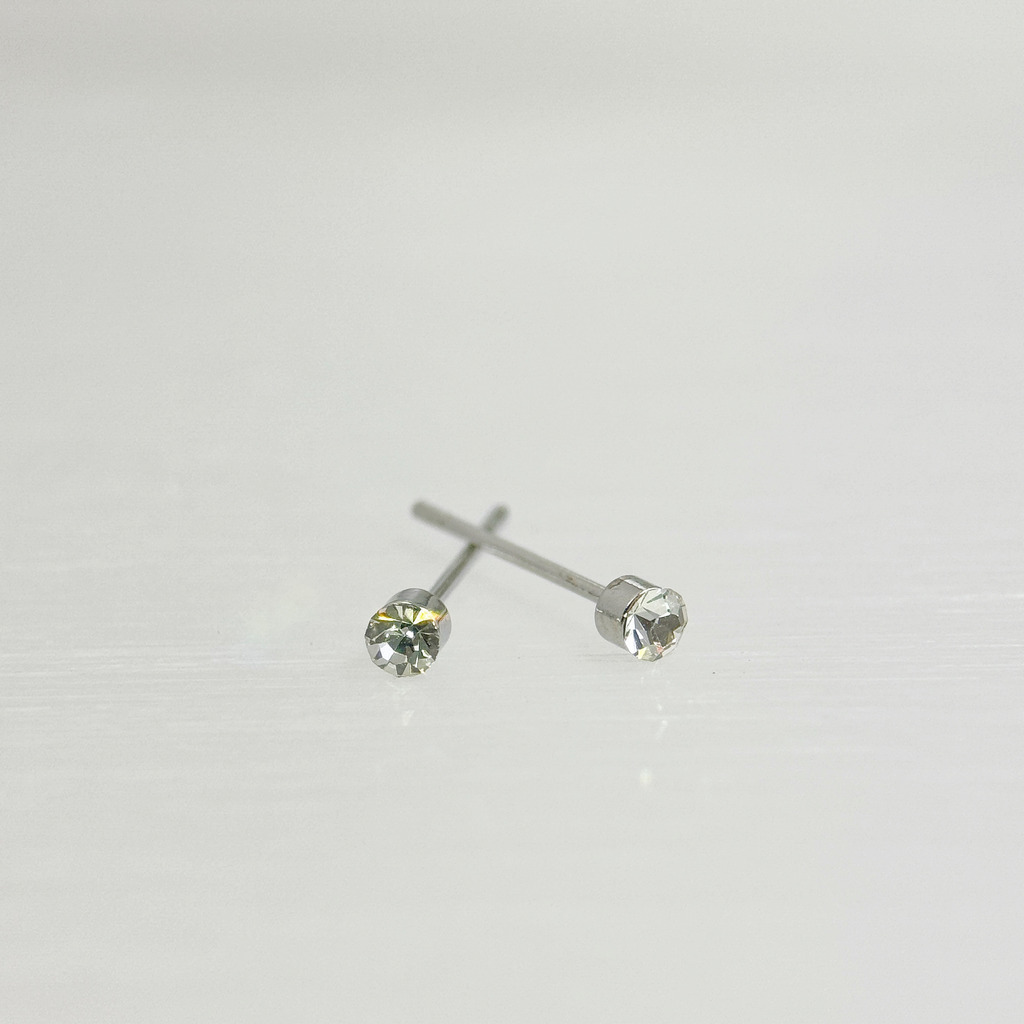 圓形小單鑽耳環