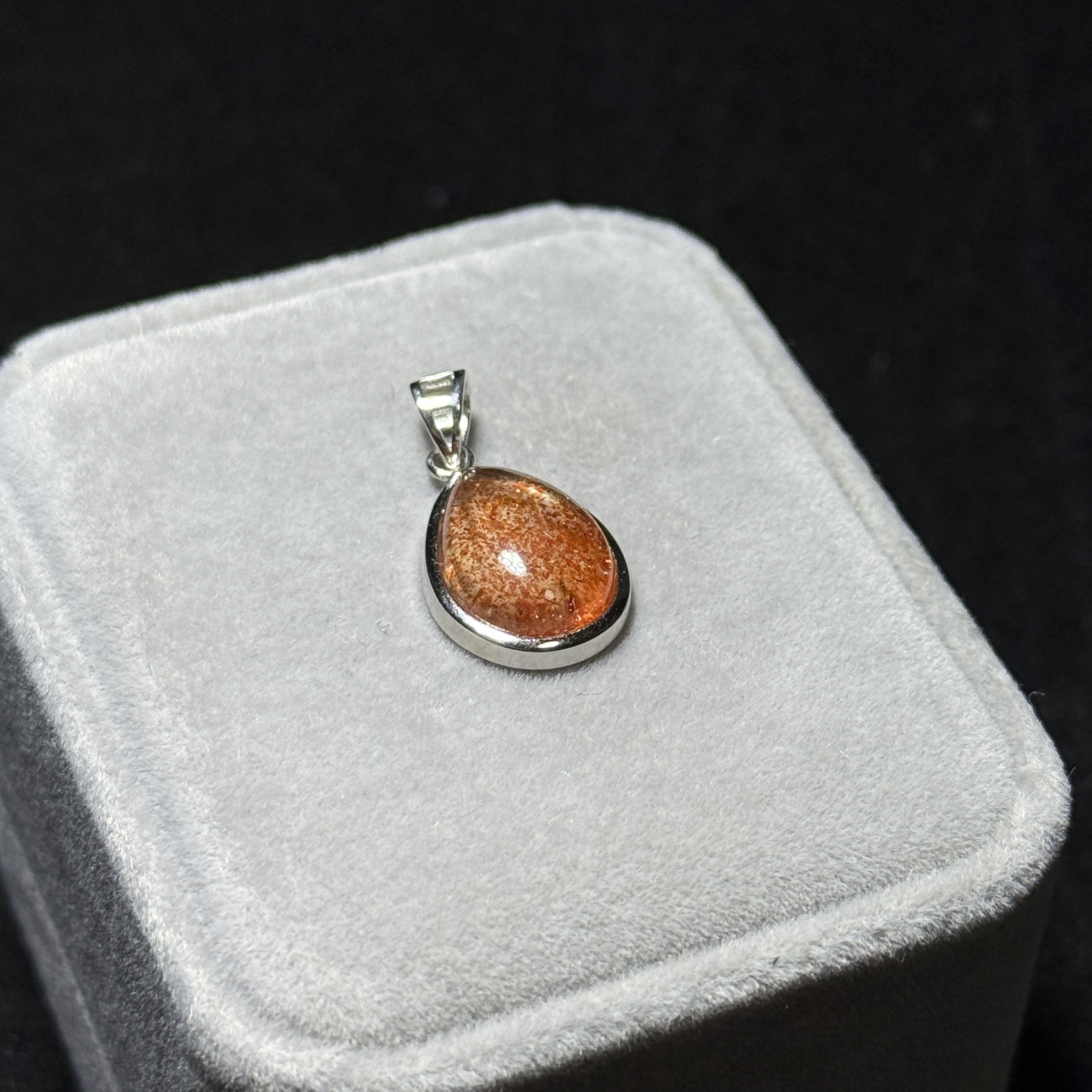 高級數金太陽石吊墜 SS1591