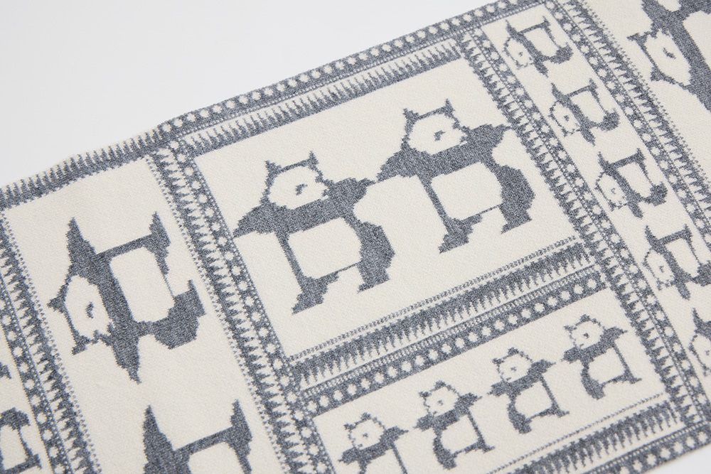 Dancing Chinese Medicine Maze Scarf Gray