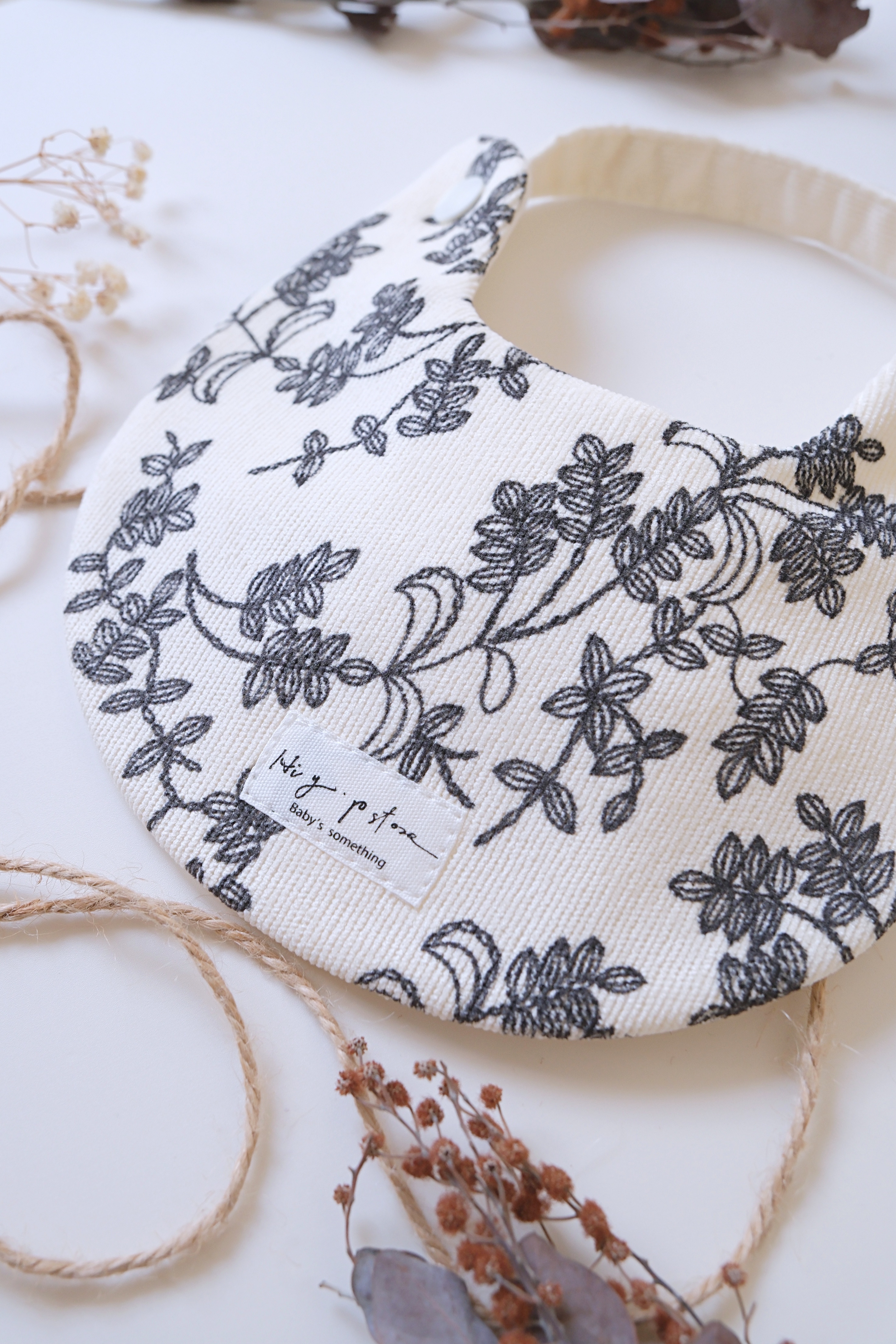 Hi Y.P store-手作圍兜-靜語藤蔓