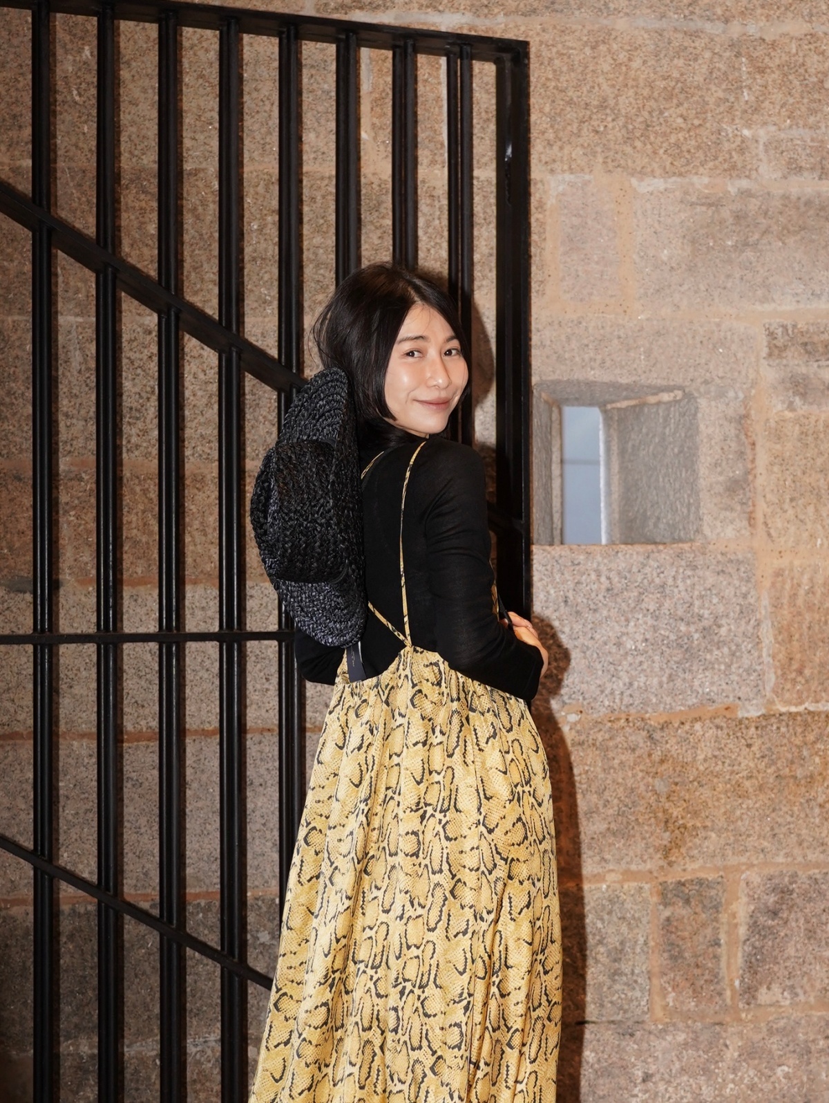 HANAA 新款美麗諾精紡羊毛輕薄透氣半高領打底衫