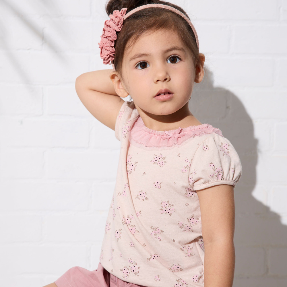 PIPPY粉嫩印花蕾絲圍棉麻圓領上衣 粉