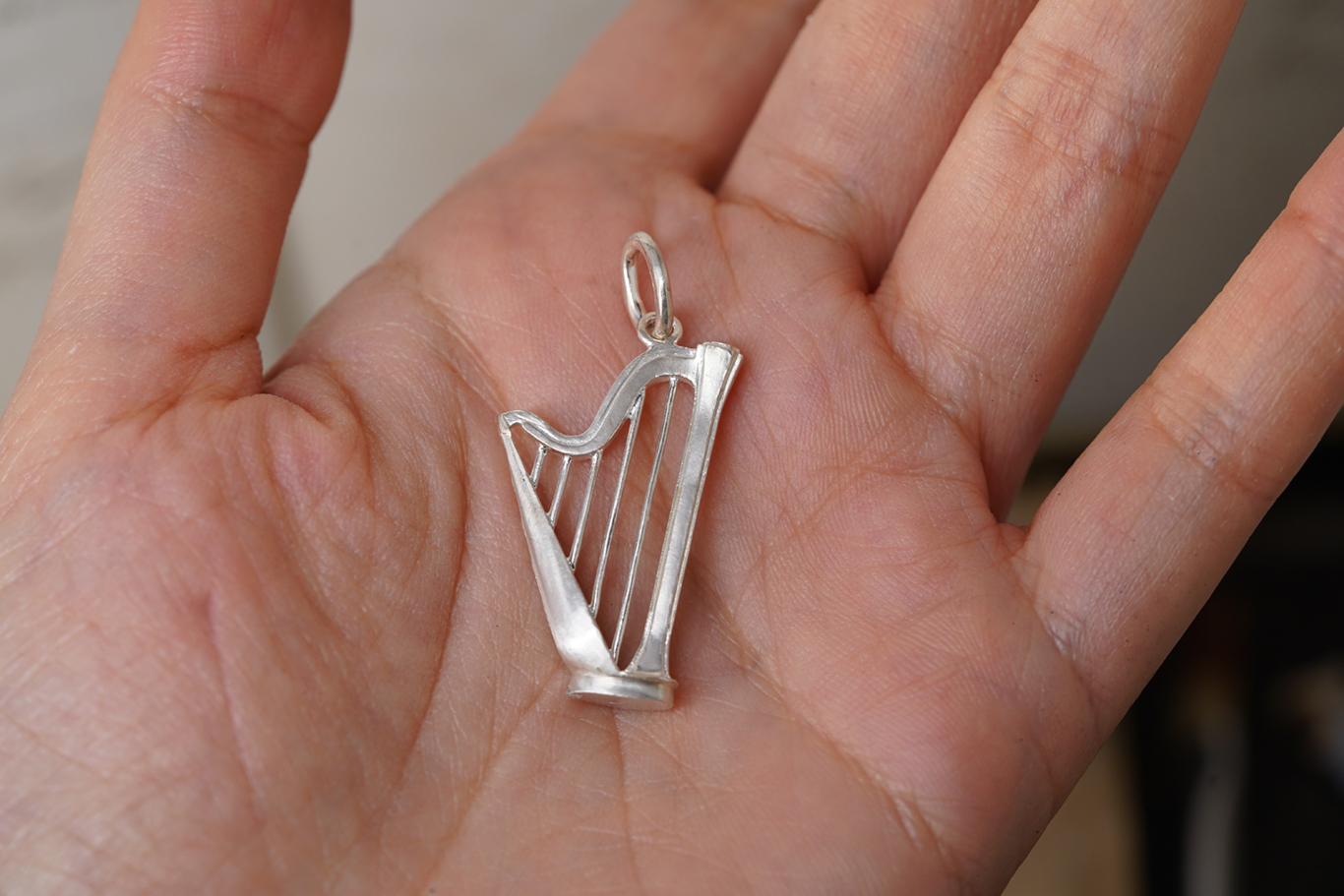 銀匠 立體豎琴吊墜