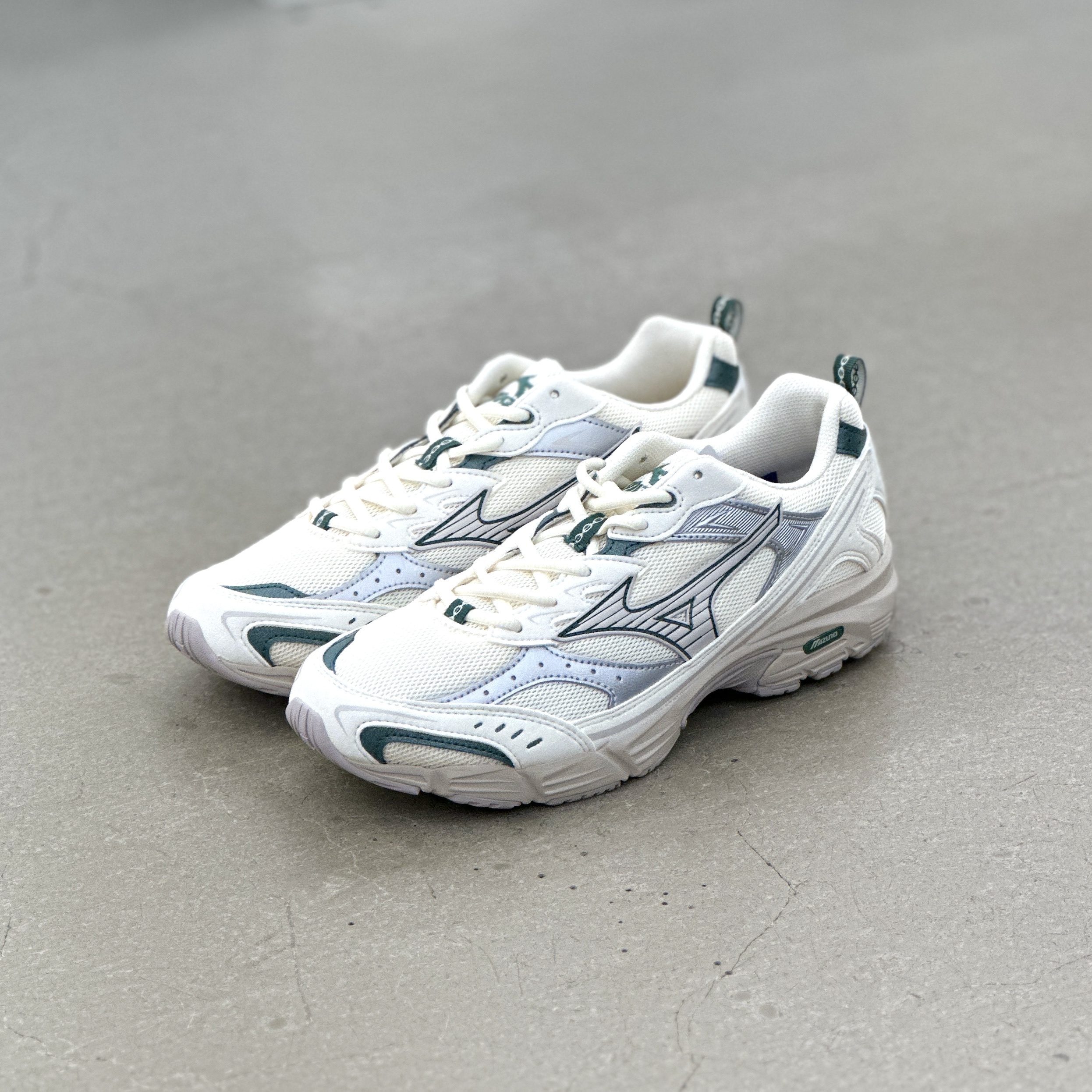 Mizuno MXR OG White Green l D1GA246705