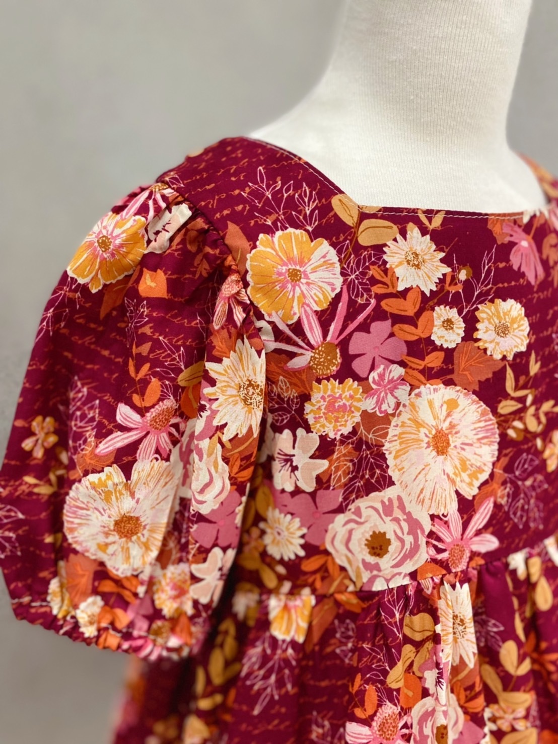 嫘縈暗紫文字向日葵 方方公主魚尾長洋裝(100)