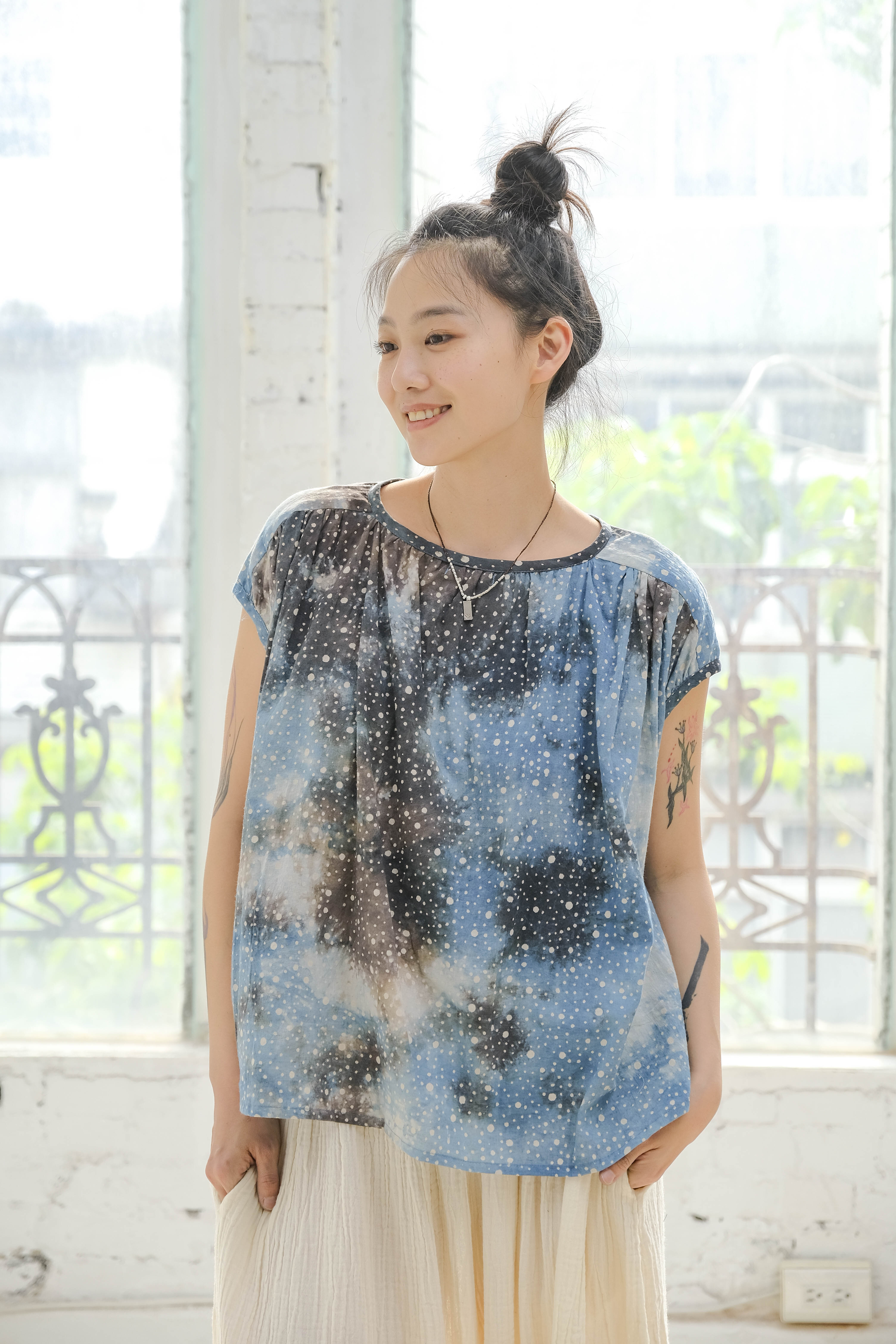 Kachua 單釦圓袖上衣 極光星點
