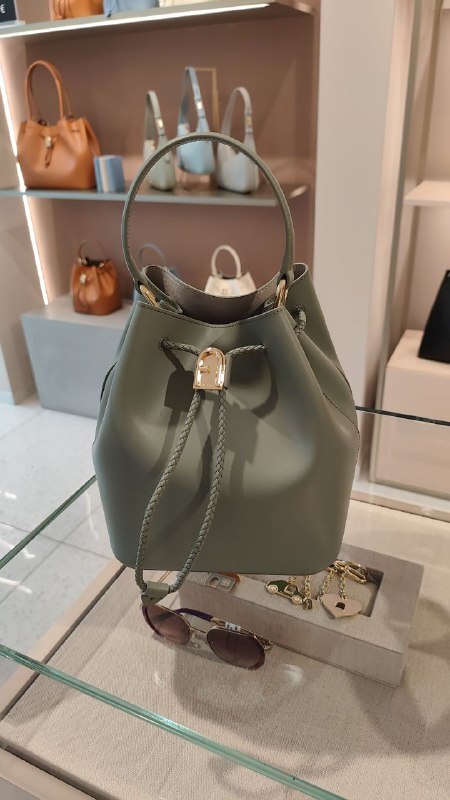 [E] FURLA AGAVE WB01599 BX3628 AG700 LEVANTE S BUCKET BAG, 8050597601144 (EF58)