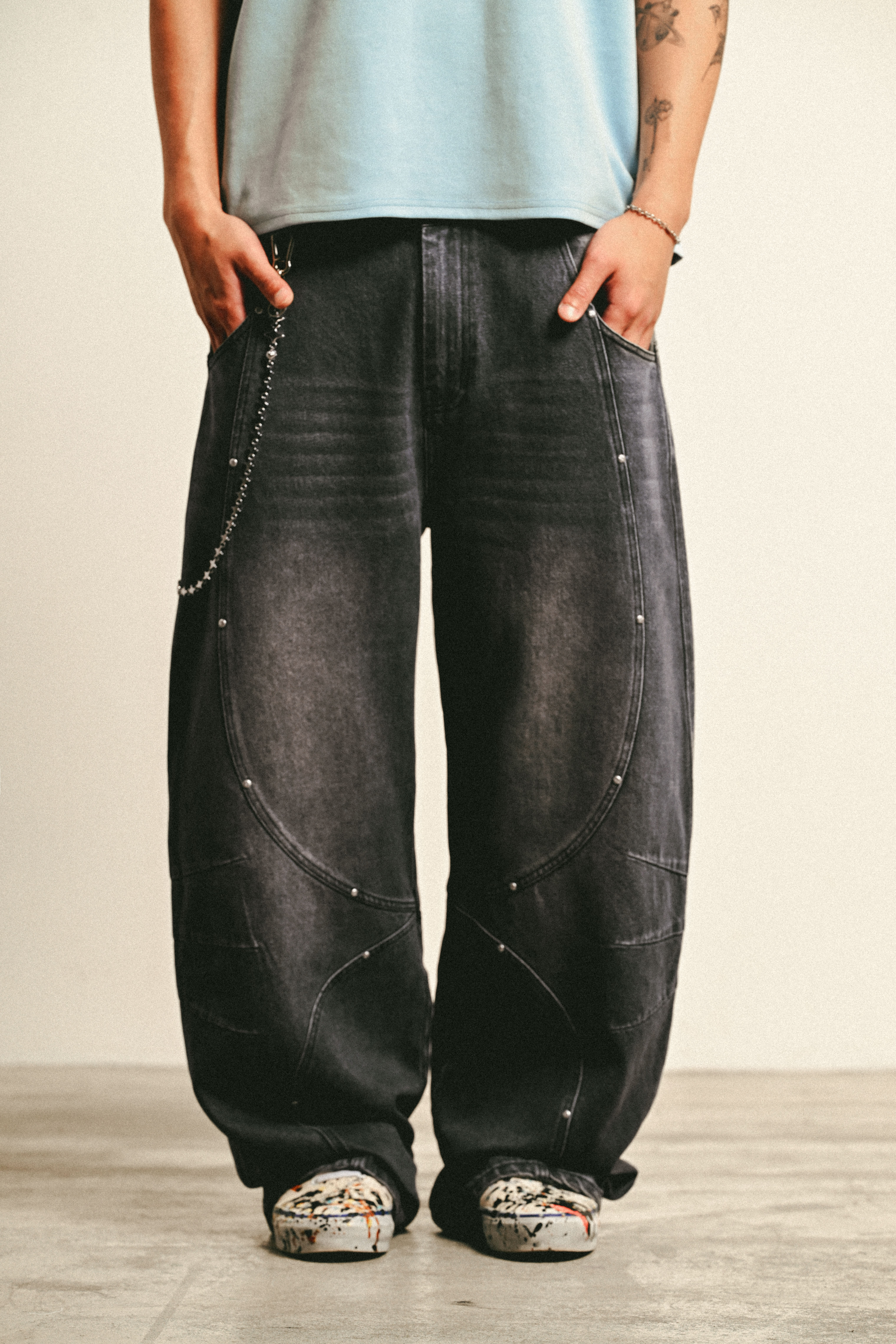 STELLAR SPLICING WILD LEG JEANS - WASHED BLACK