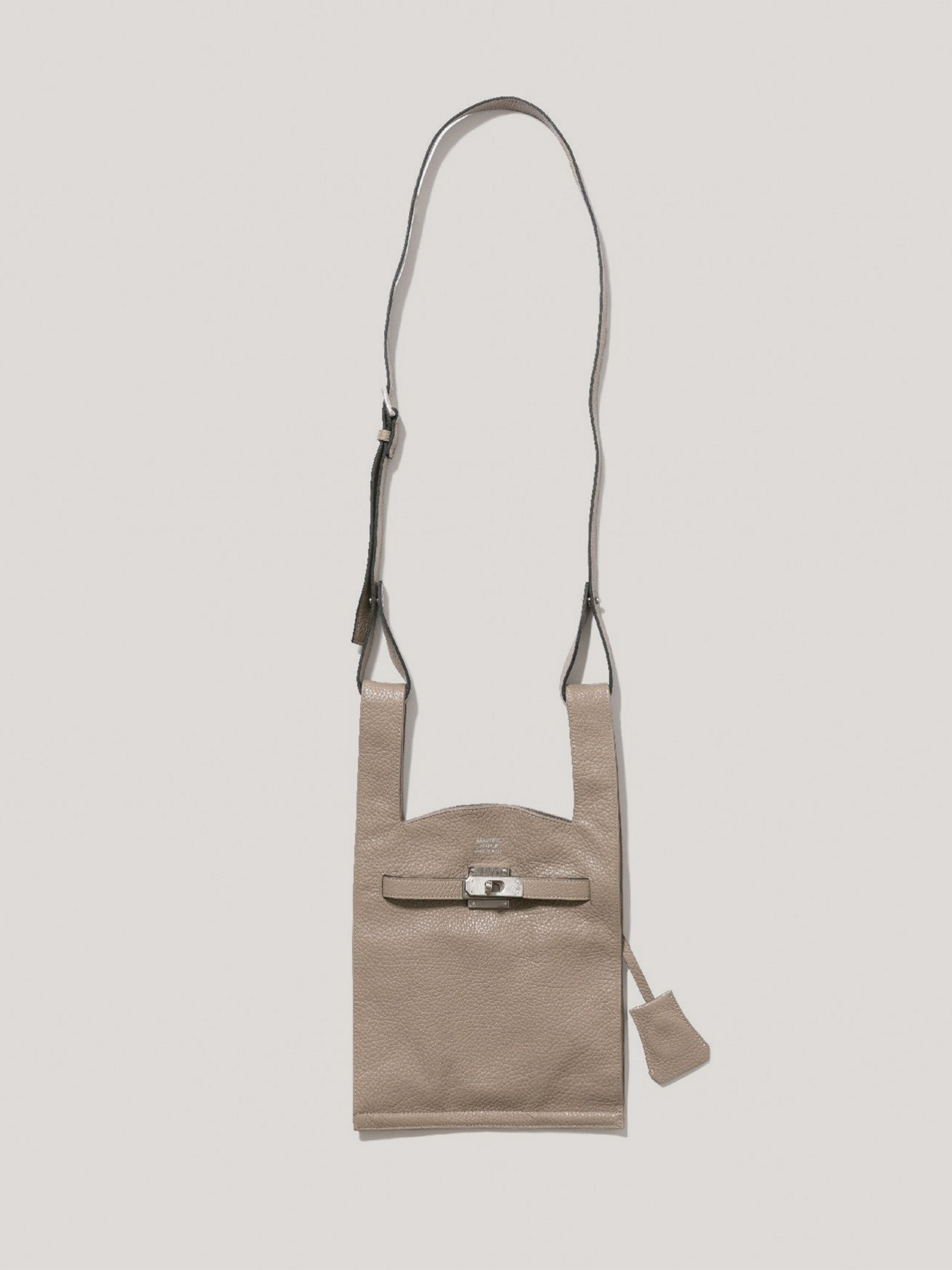 BEAUTIFUL PEOPLE MARKET SHOULDER BAG IN SHRINK LEATHER 斜背包