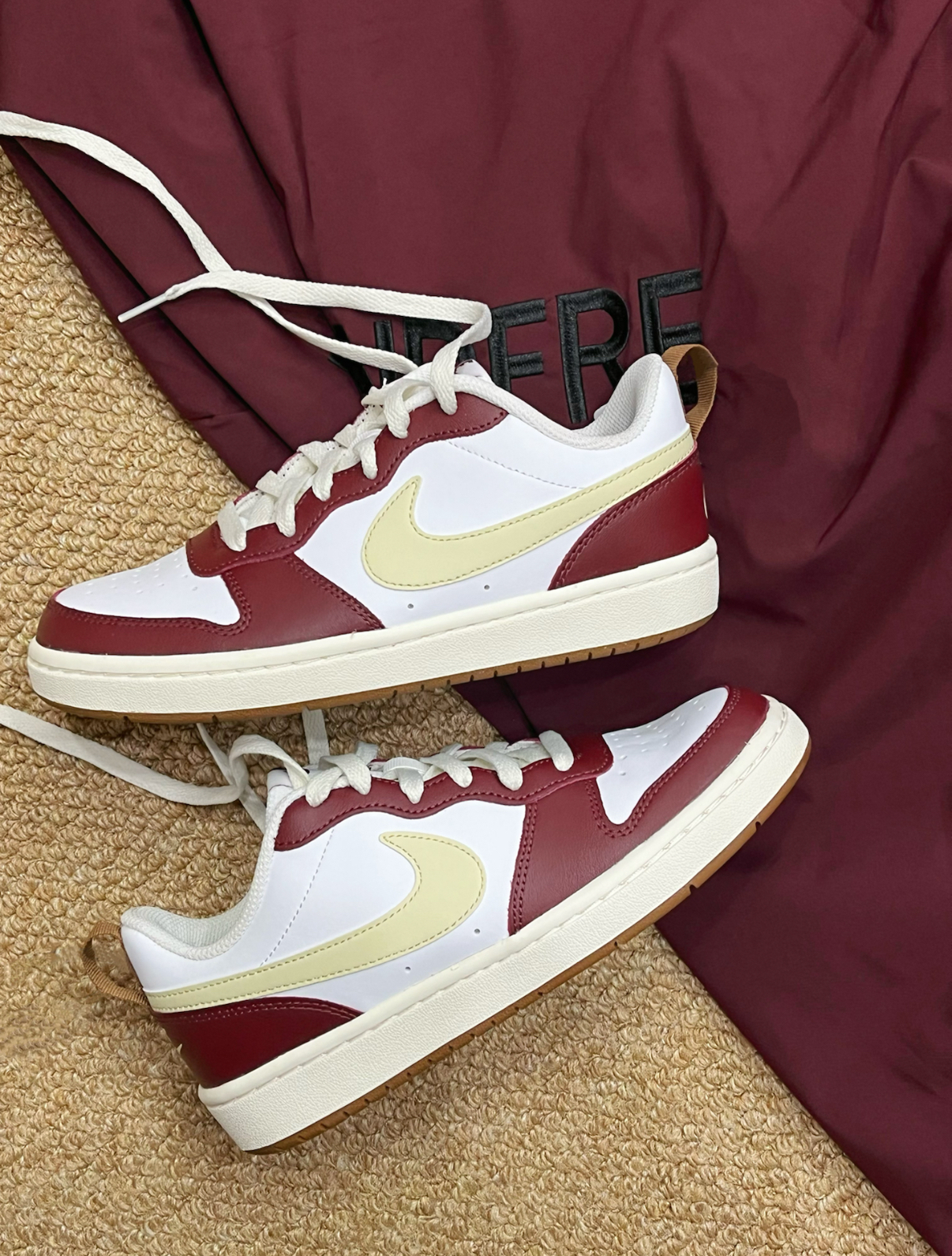 Nike Court Borough Low 2 奶油紅酒 酒紅 淡黃 米白 大童款 皮革 小dunk IB4706-121/預購