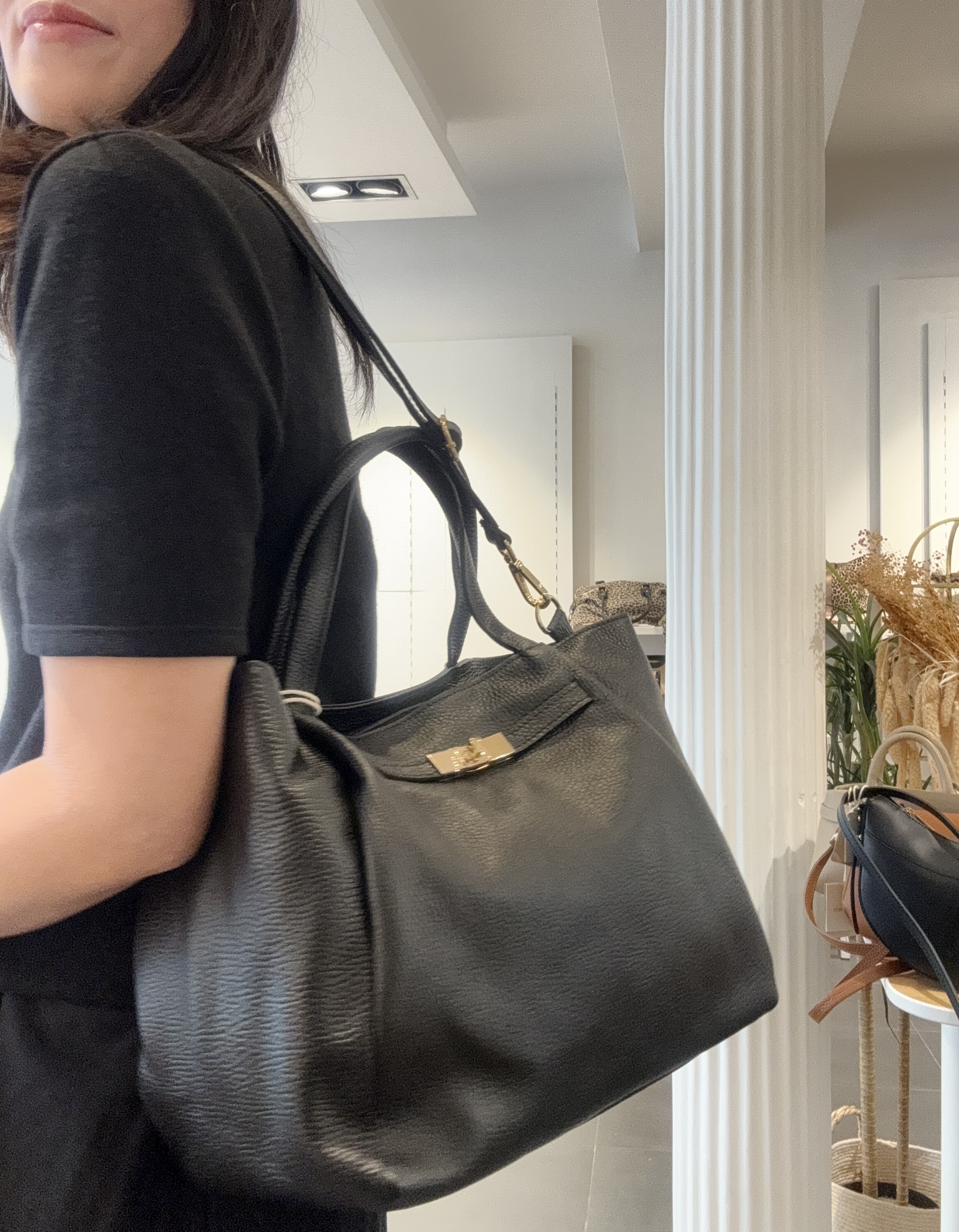 Cherry Paris Leather Aria 4145 Black 黑色