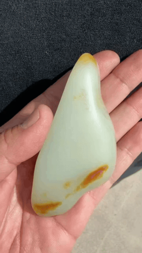 42824 和田玉原籽