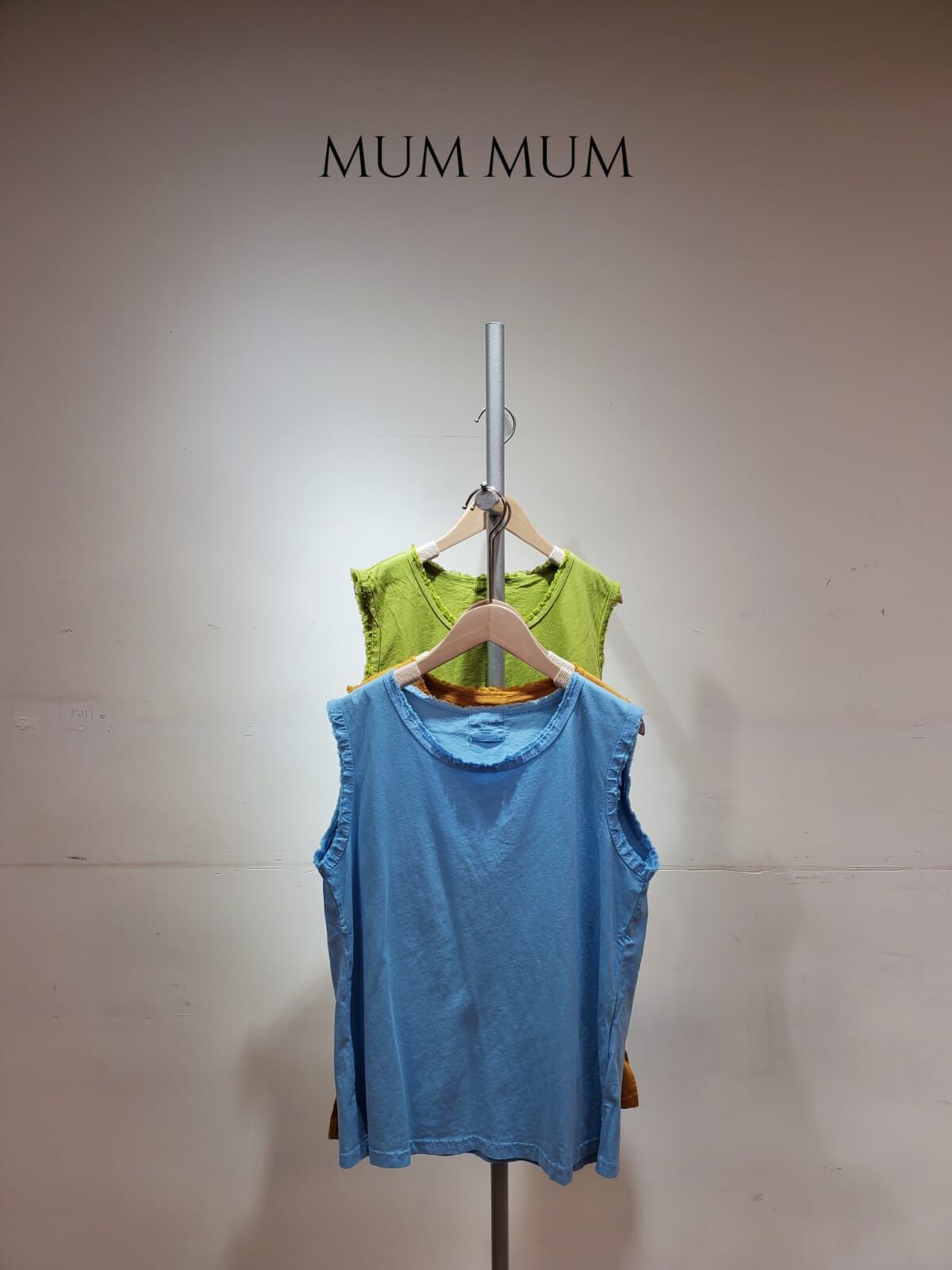 0212317a/毛邊圓領背心/38/40/23