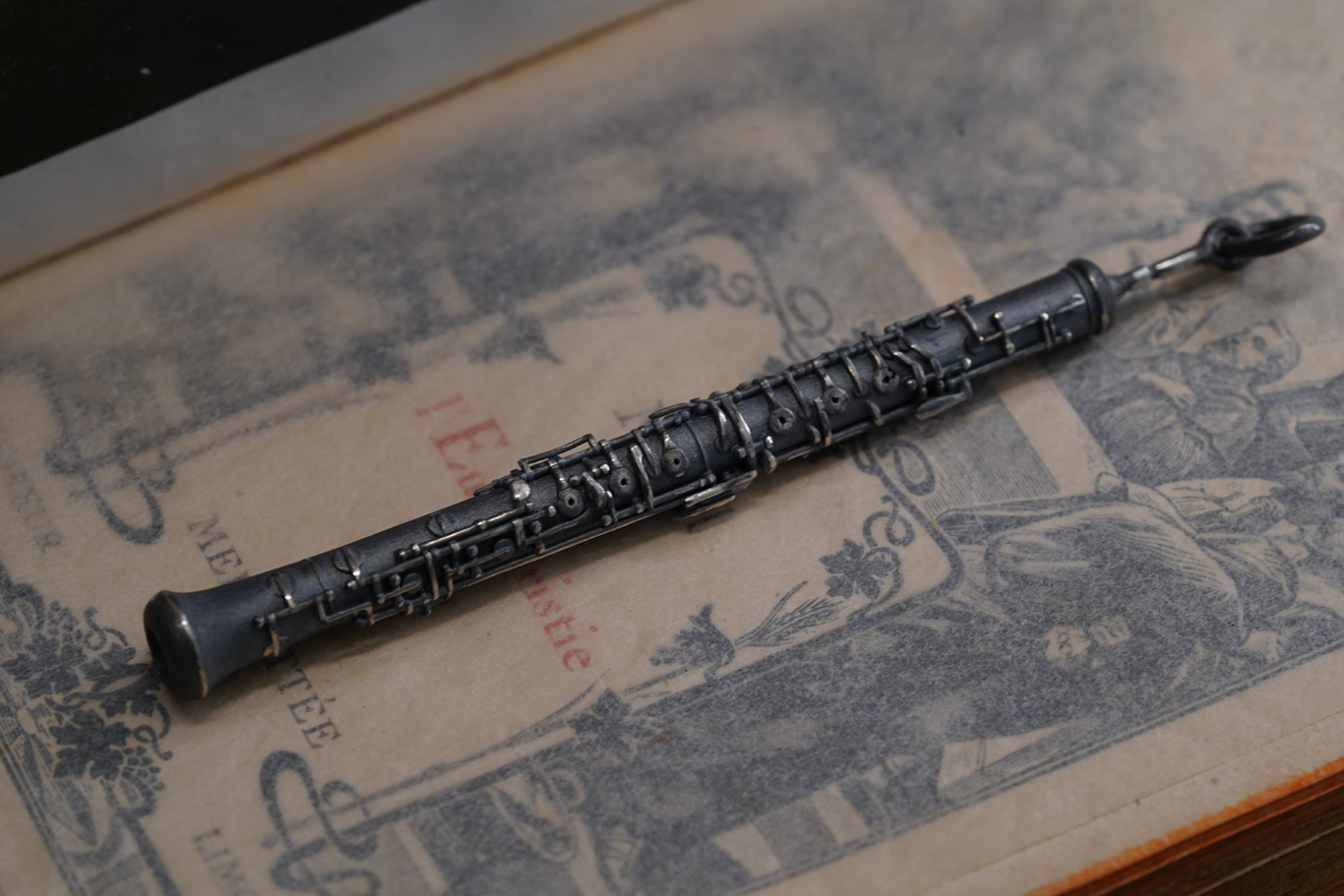 銀匠 立體雙簧管吊墜