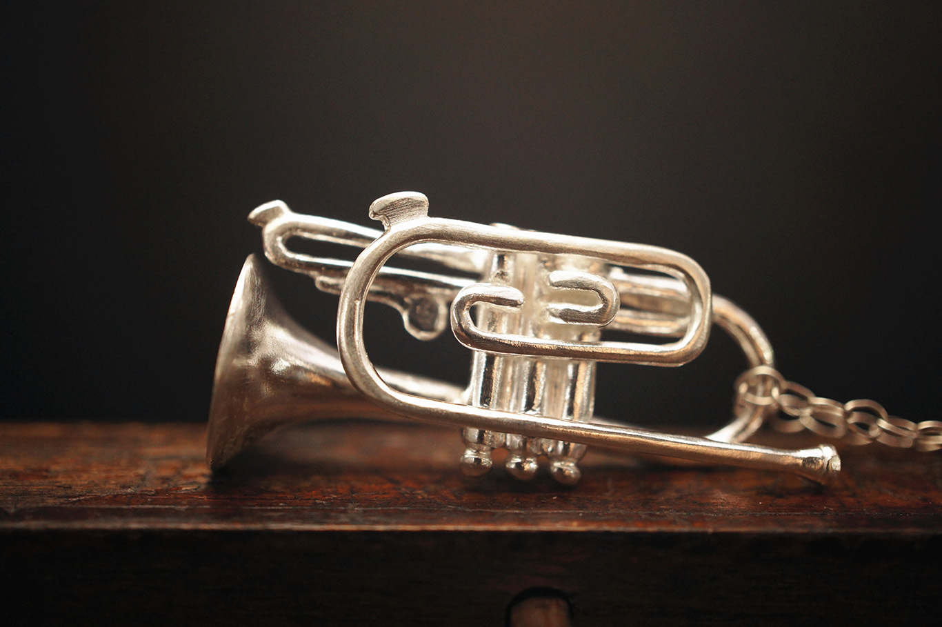 銀匠 立體短號吊墜