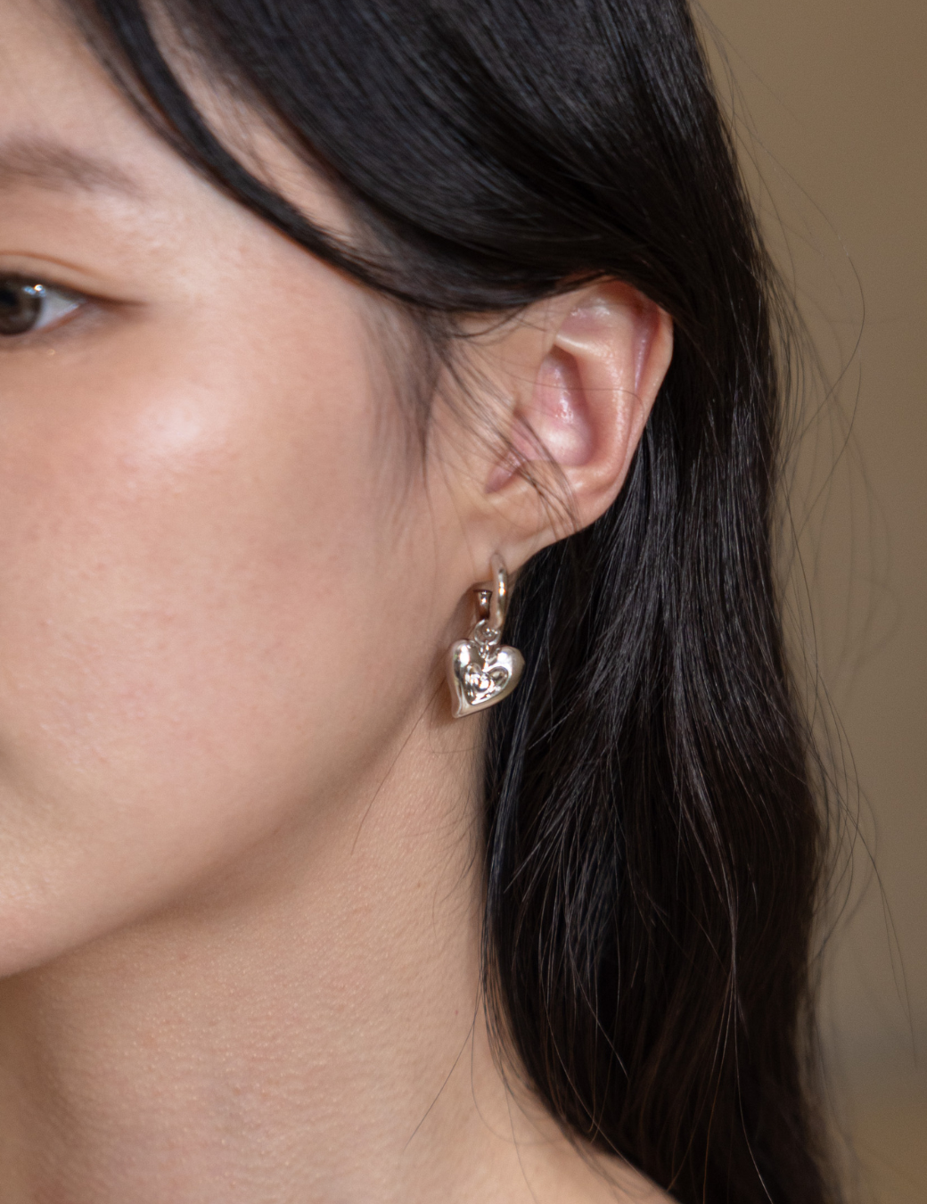 雙面愛心C圈耳環（銀色）