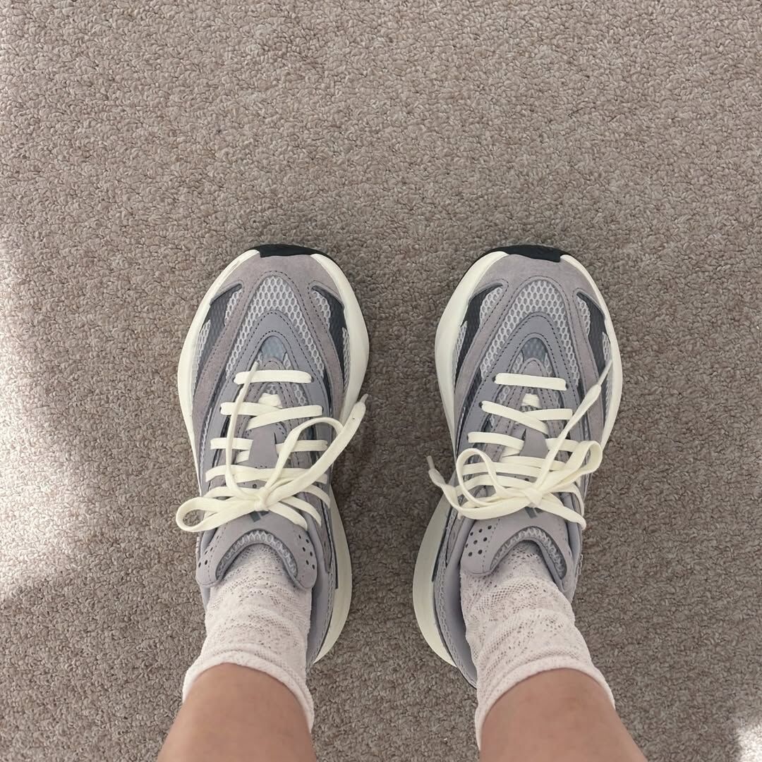 Adidas Lightblaze 低飽和灰 奶油 日常 復古鞋 IH8606 IH8607