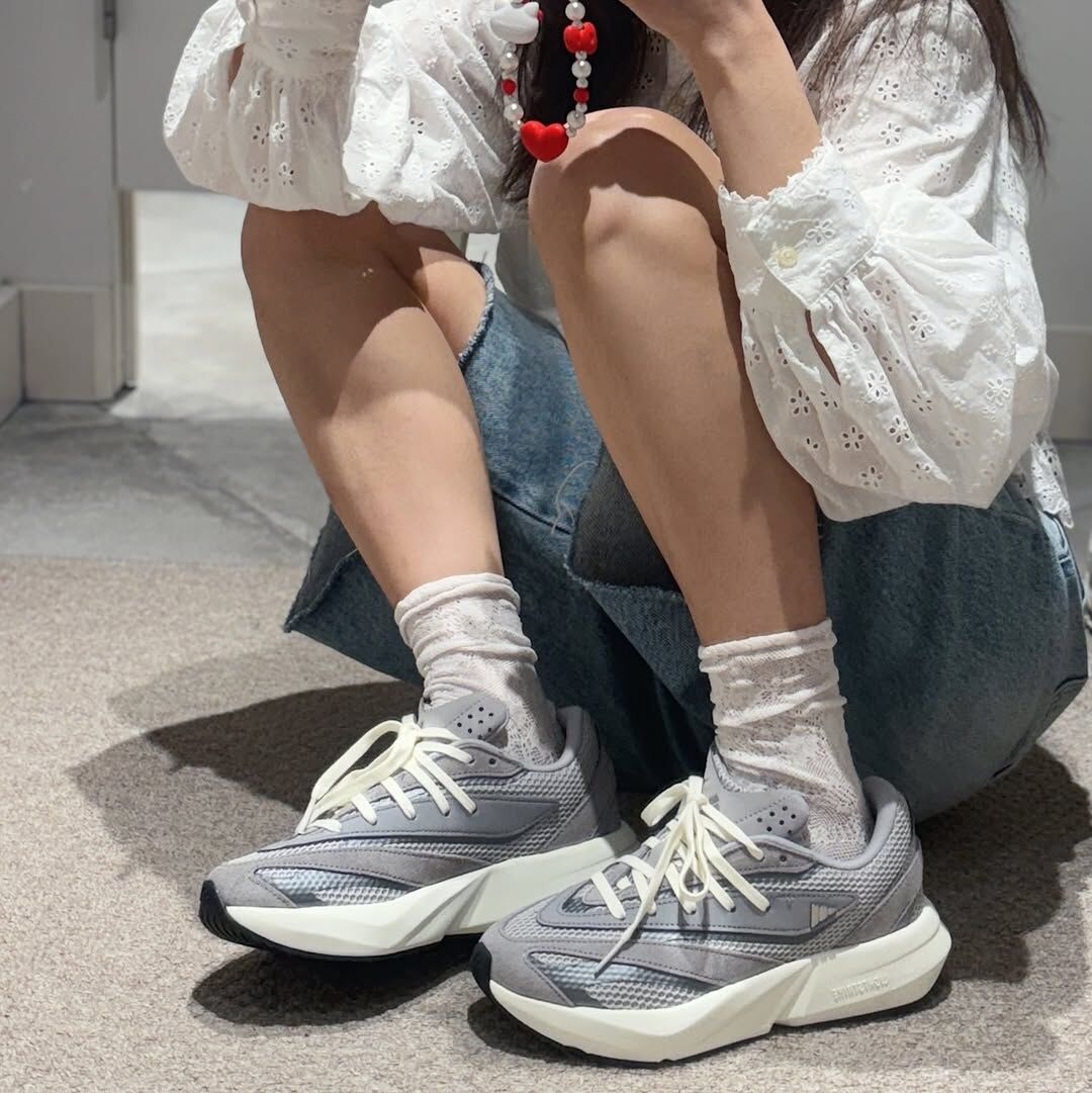 Adidas Lightblaze 低飽和灰 奶油 日常 復古鞋 IH8606 IH8607