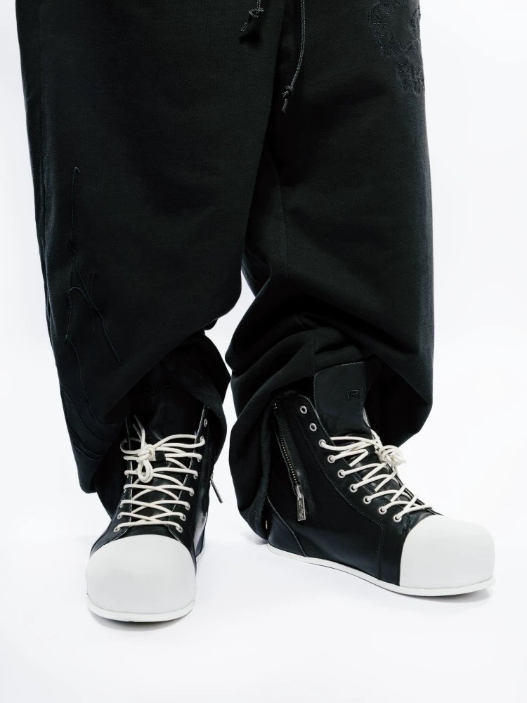 ROCKSTA X FVVO  黑白 皮質麂皮 薄底靴子