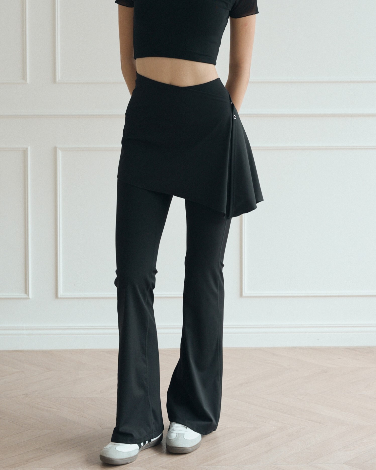 一件兩穿｜可拆裙擺瑜珈褲-黑色