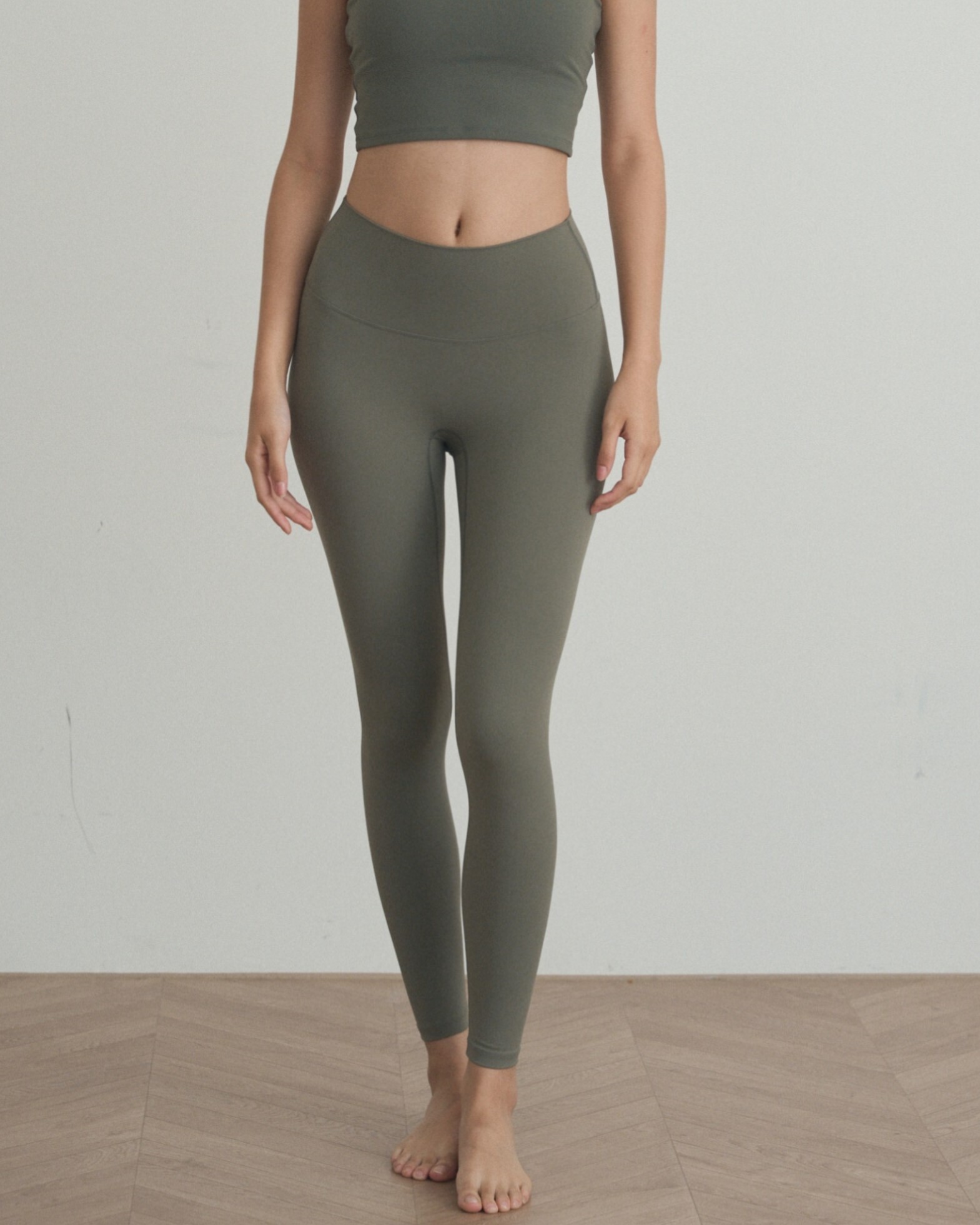 365超親膚瑜珈長褲-橄欖綠