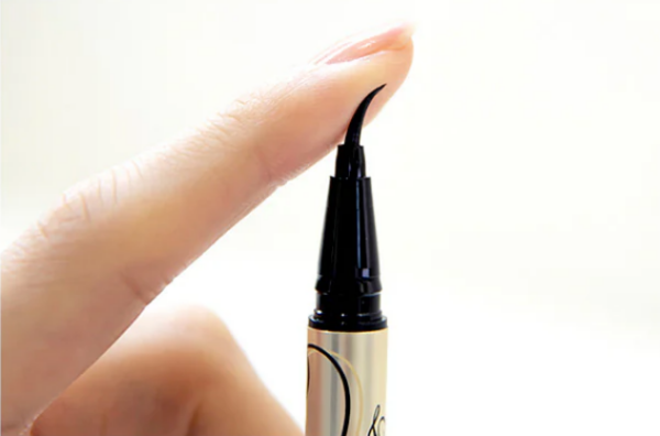 KISS ME 極緻持色纖細眼線液