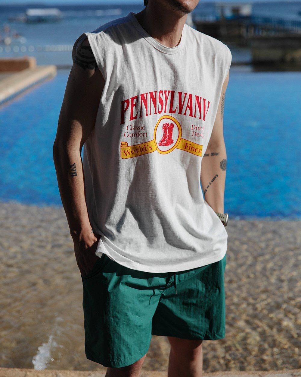 英文字圖案背心 V927