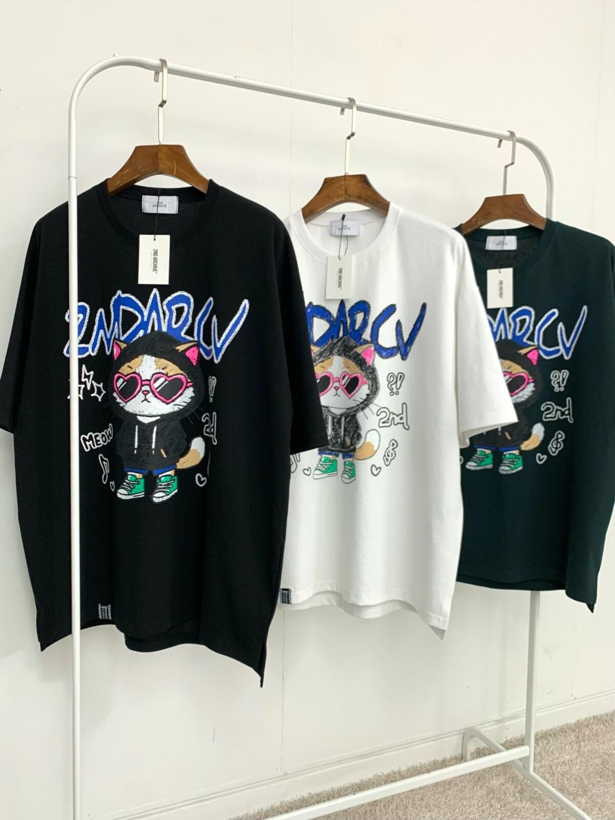 貓仔圖案英文字短袖Tee 2nd-256T