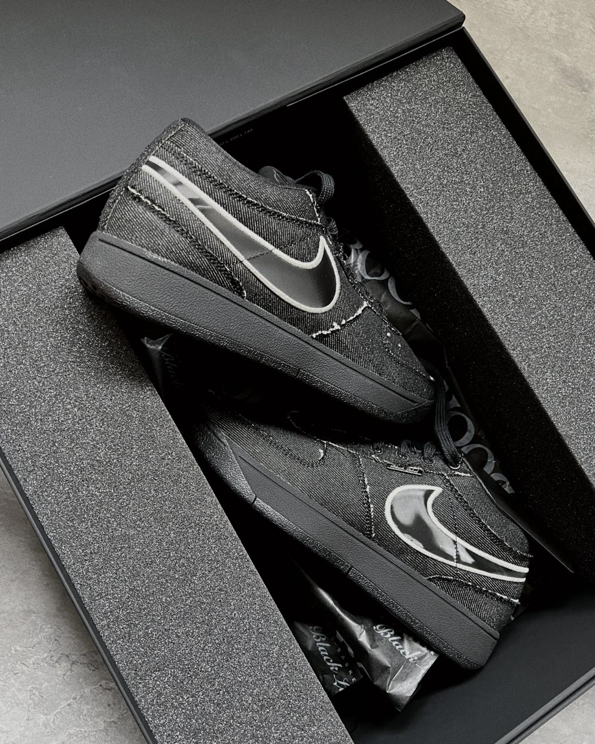 Nike Book 1 LX Black Label 全黑黑標牛仔布刷舊破壞明星賽籃球鞋