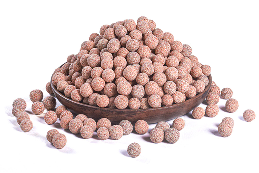 濾材具有粗糙的粗孔表面結構，使硝化細菌的著床面積大幅提高保障水體更趨加穩定