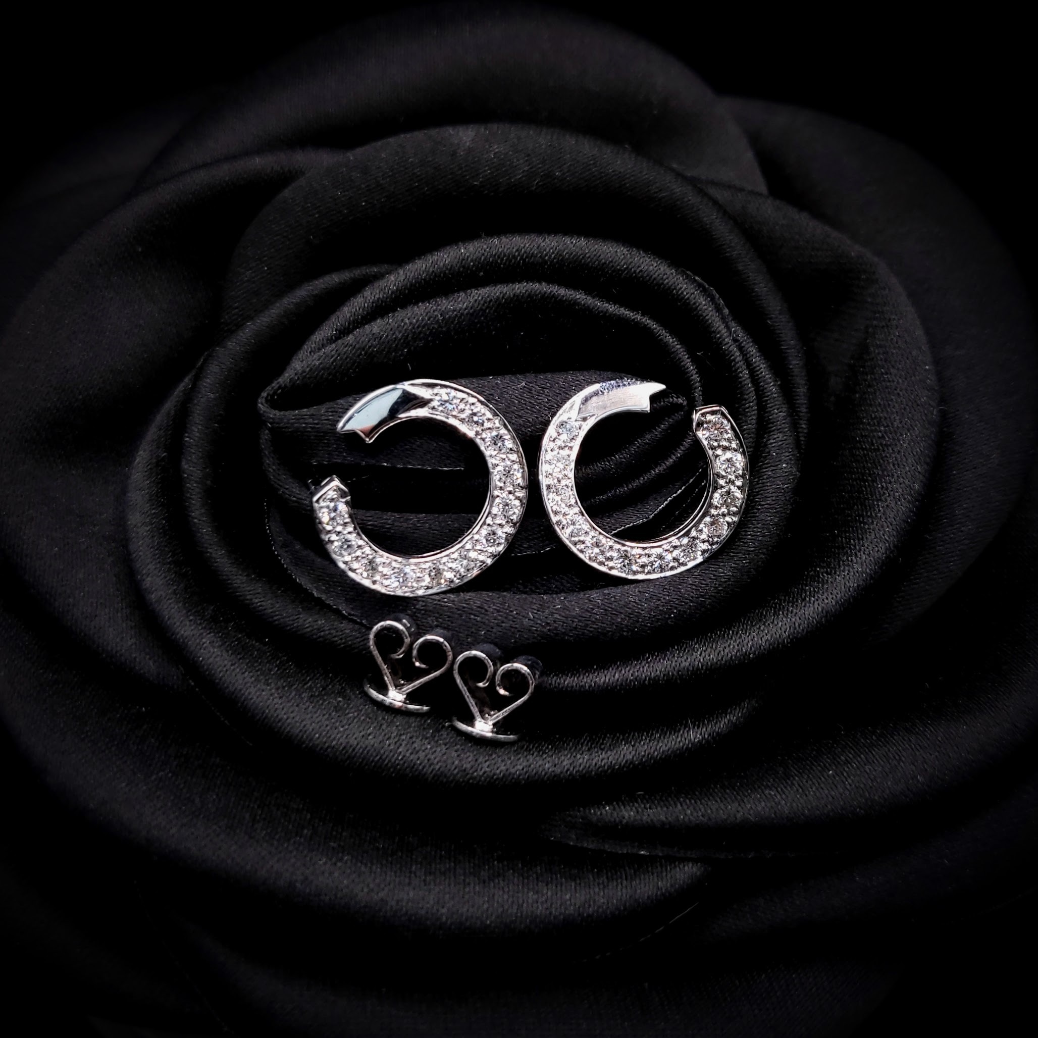 18K White Gold 0.73ct Diamond Earrings