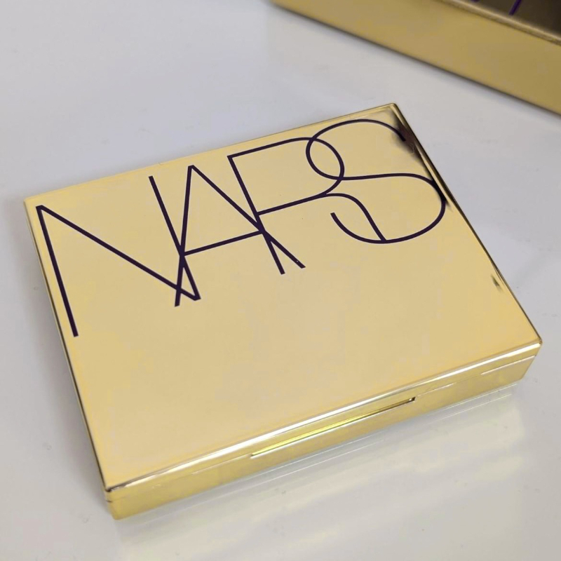 現貨 NARS 裸光蜜粉餅 (璀璨奢金版)  正裝
