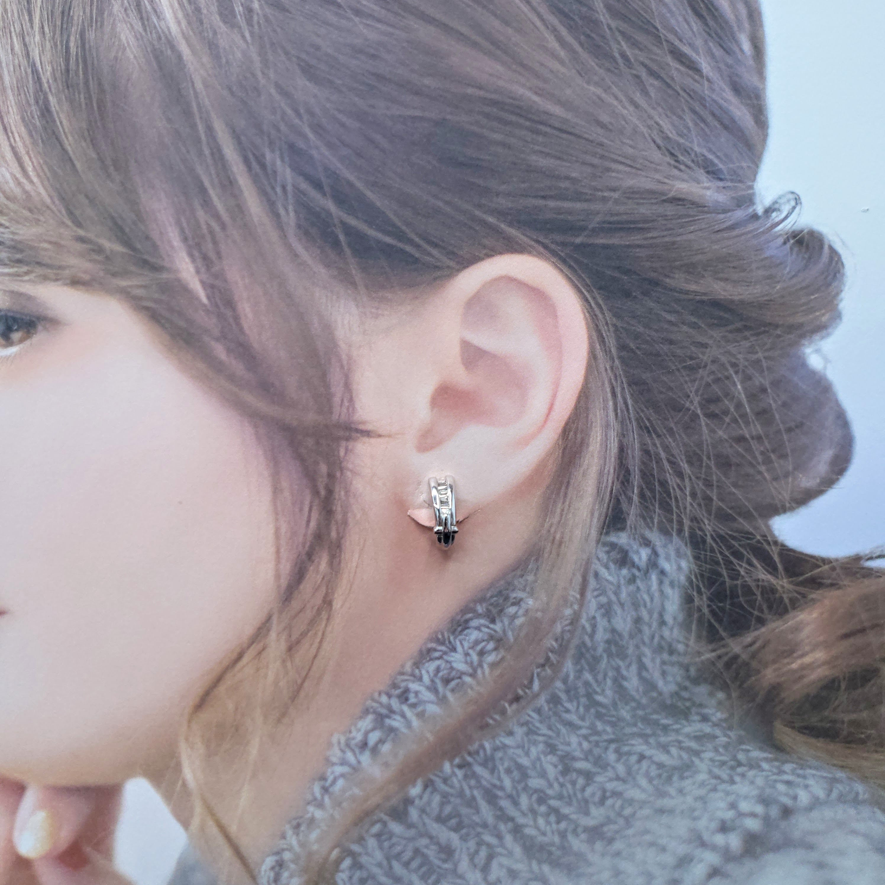 18K White Gold 0.23ct Tapered Cut Diamond Earrings