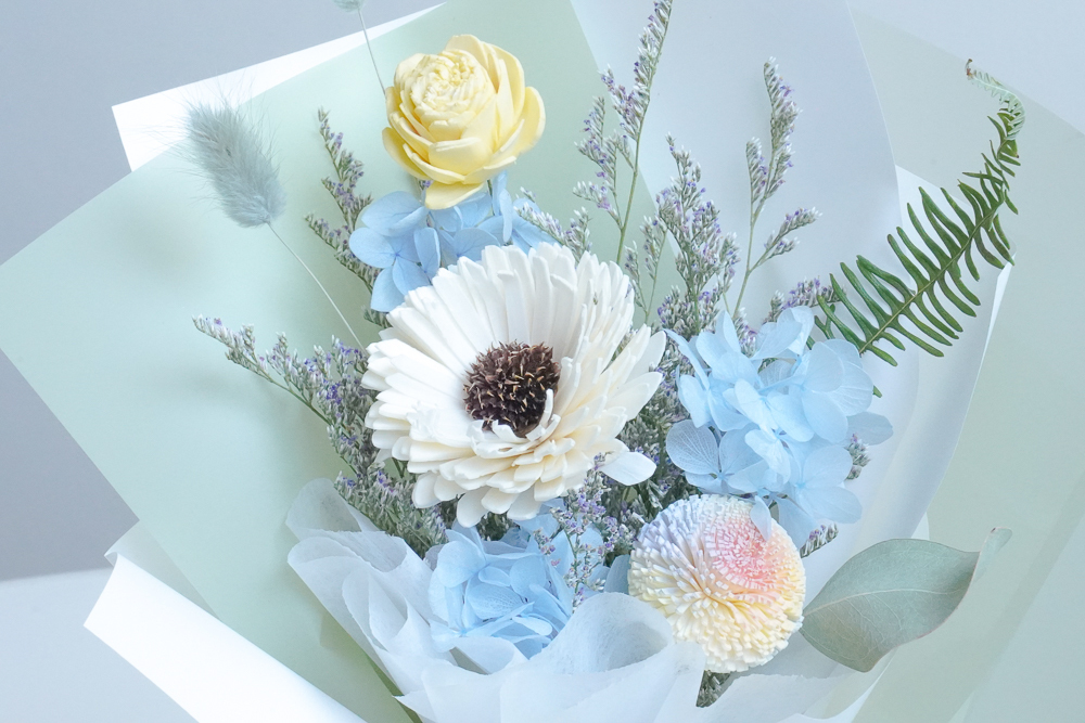 畢業花束,向日葵畢業花束推薦藍色畢業花束,藍天薄荷畢業花束3